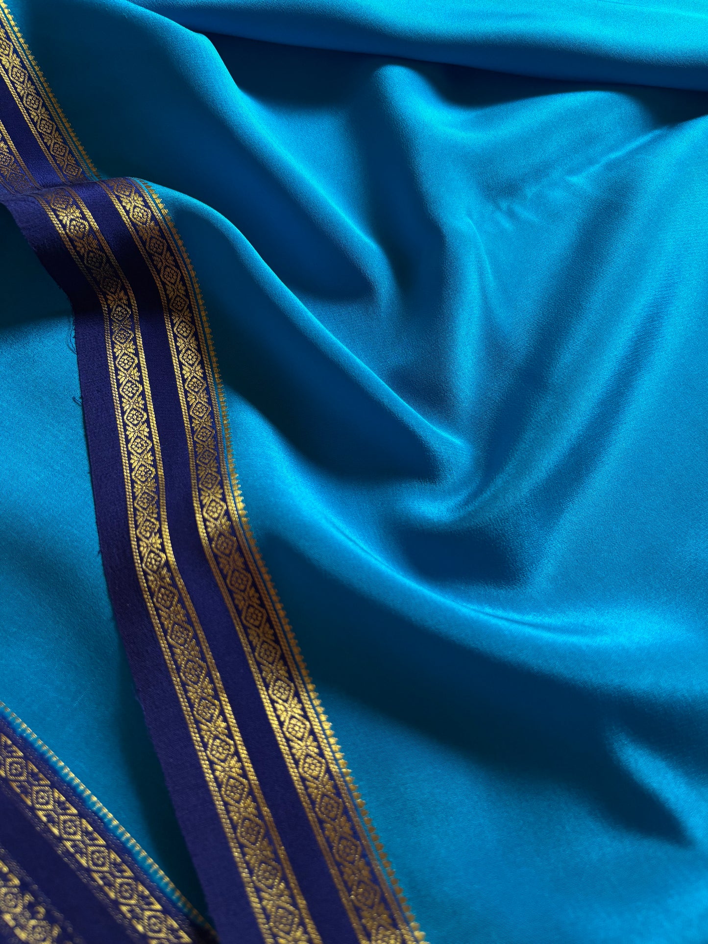 Surabhi (2D) : Ananda blue-navy blue