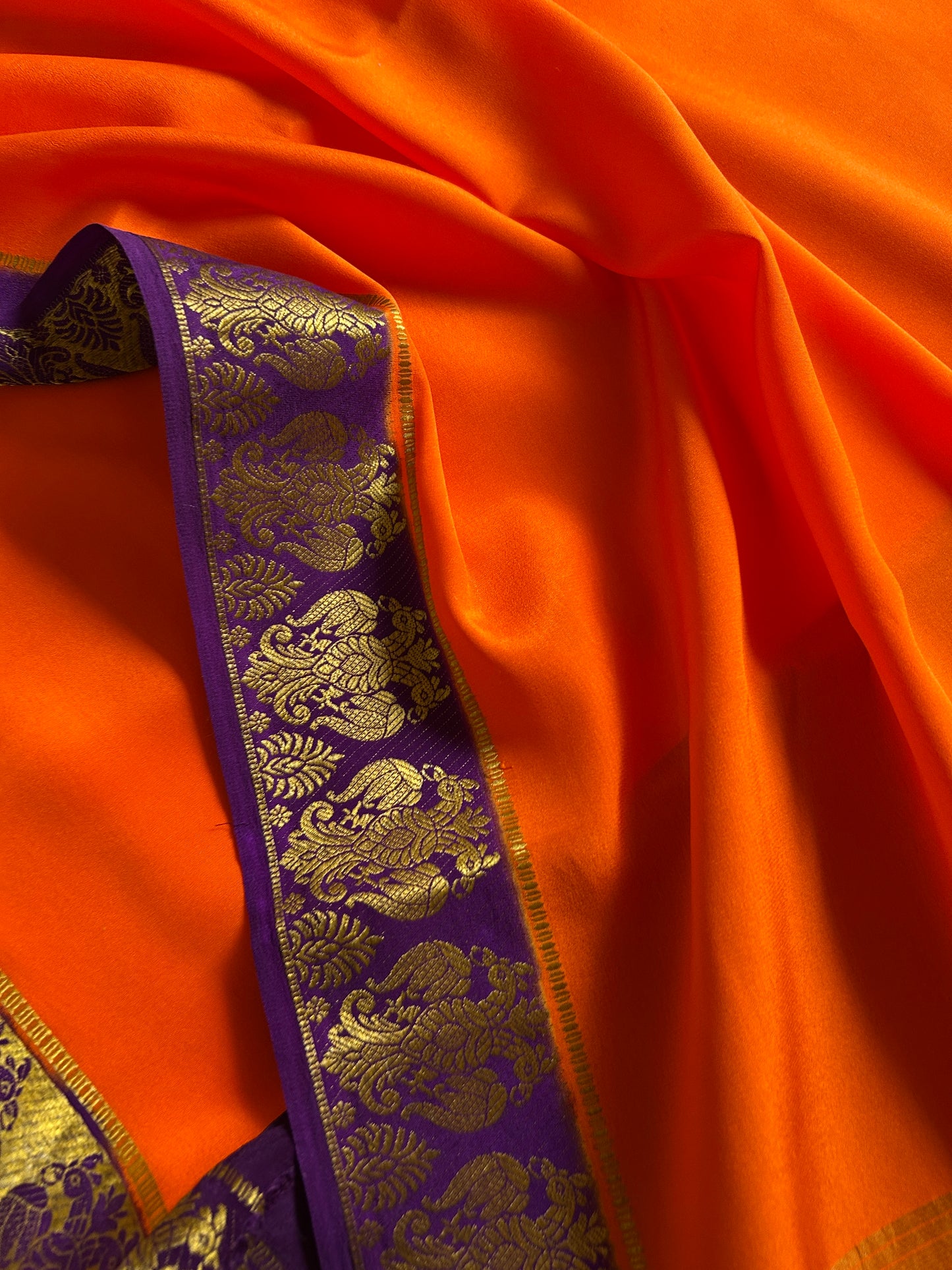 Veera (2D) : Orange-violet