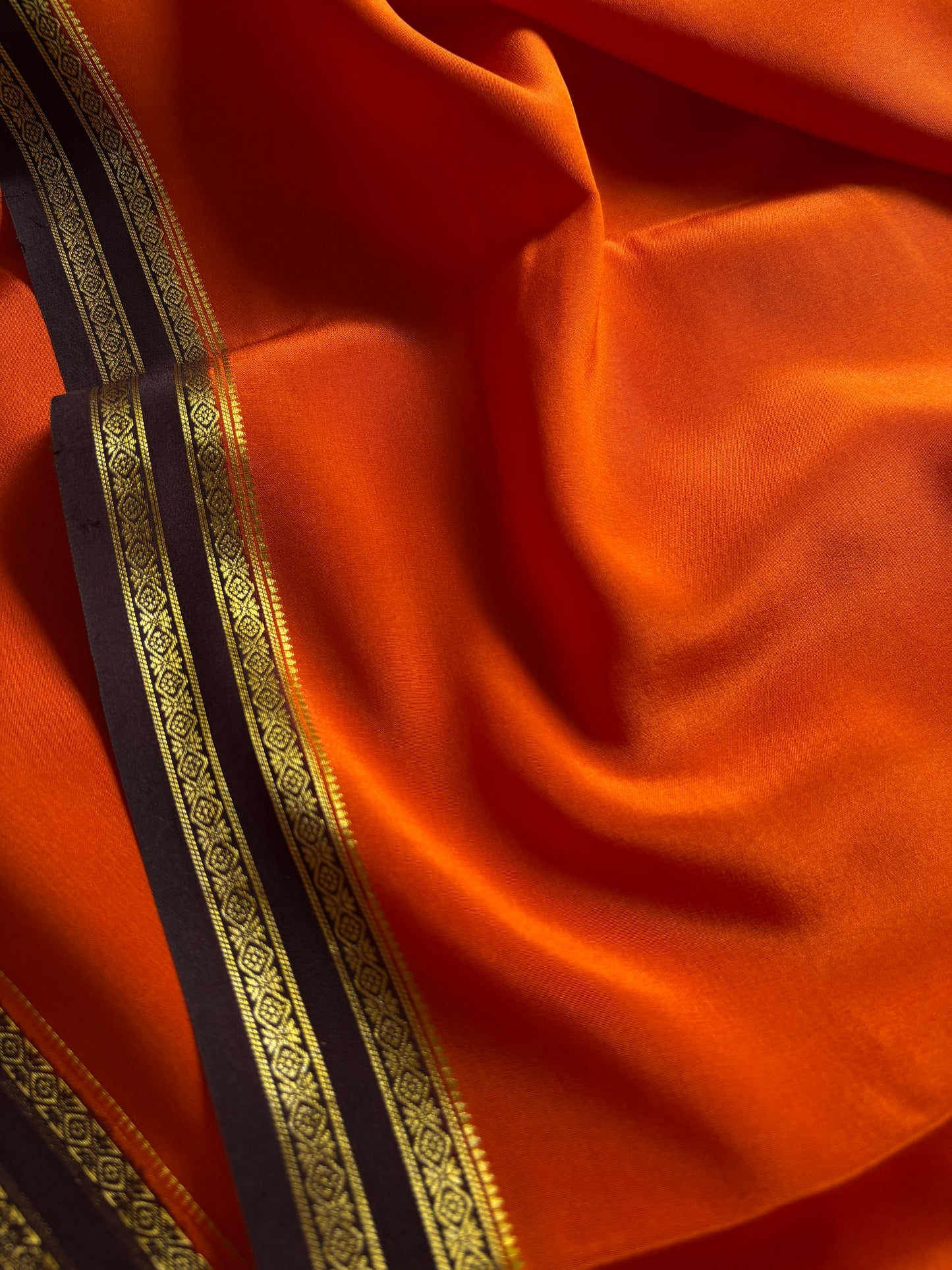 Surabhi (2D) : Rust orange-chocolate brown