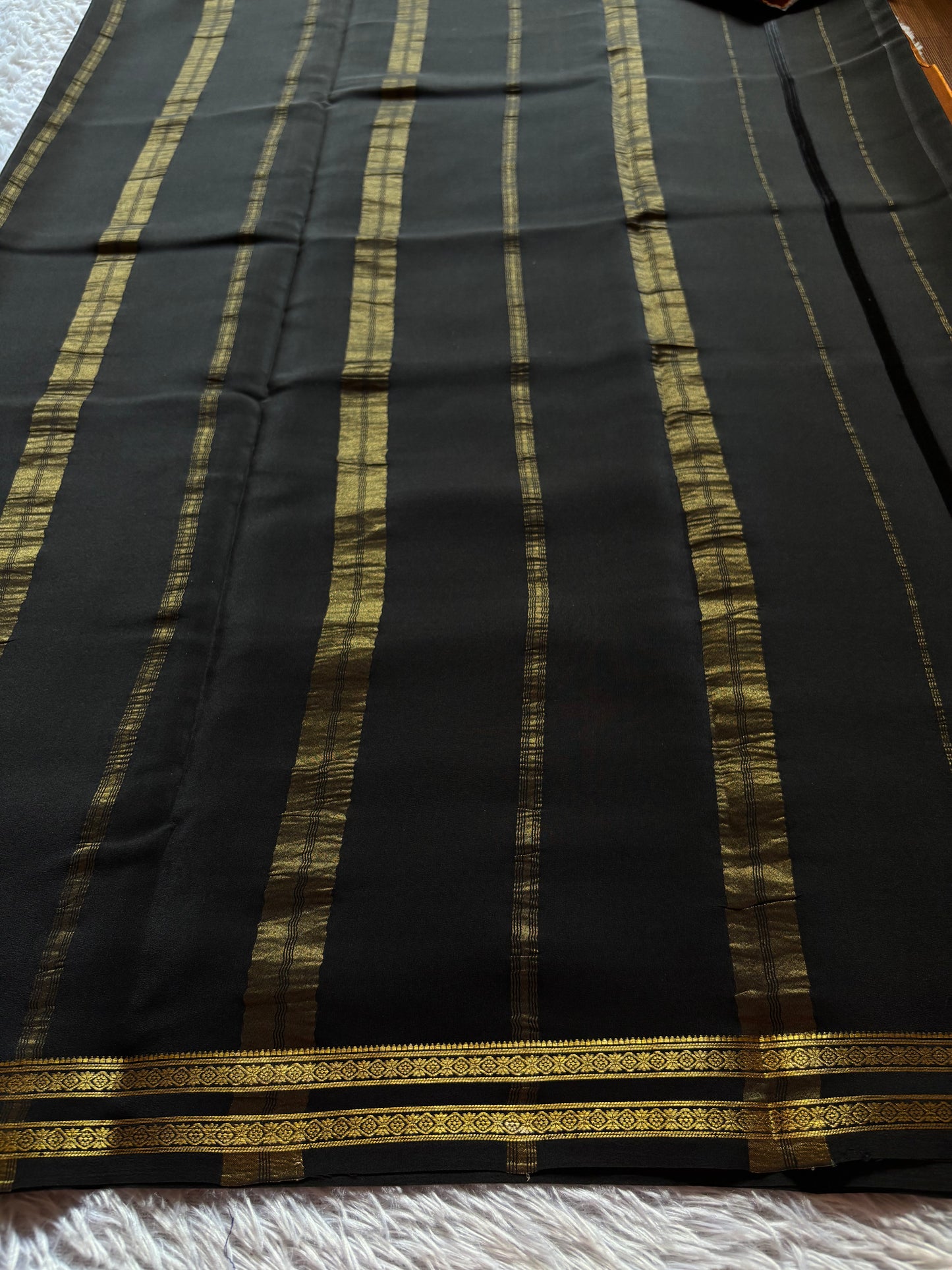 Surabhi (2D) : Burnt orange-black