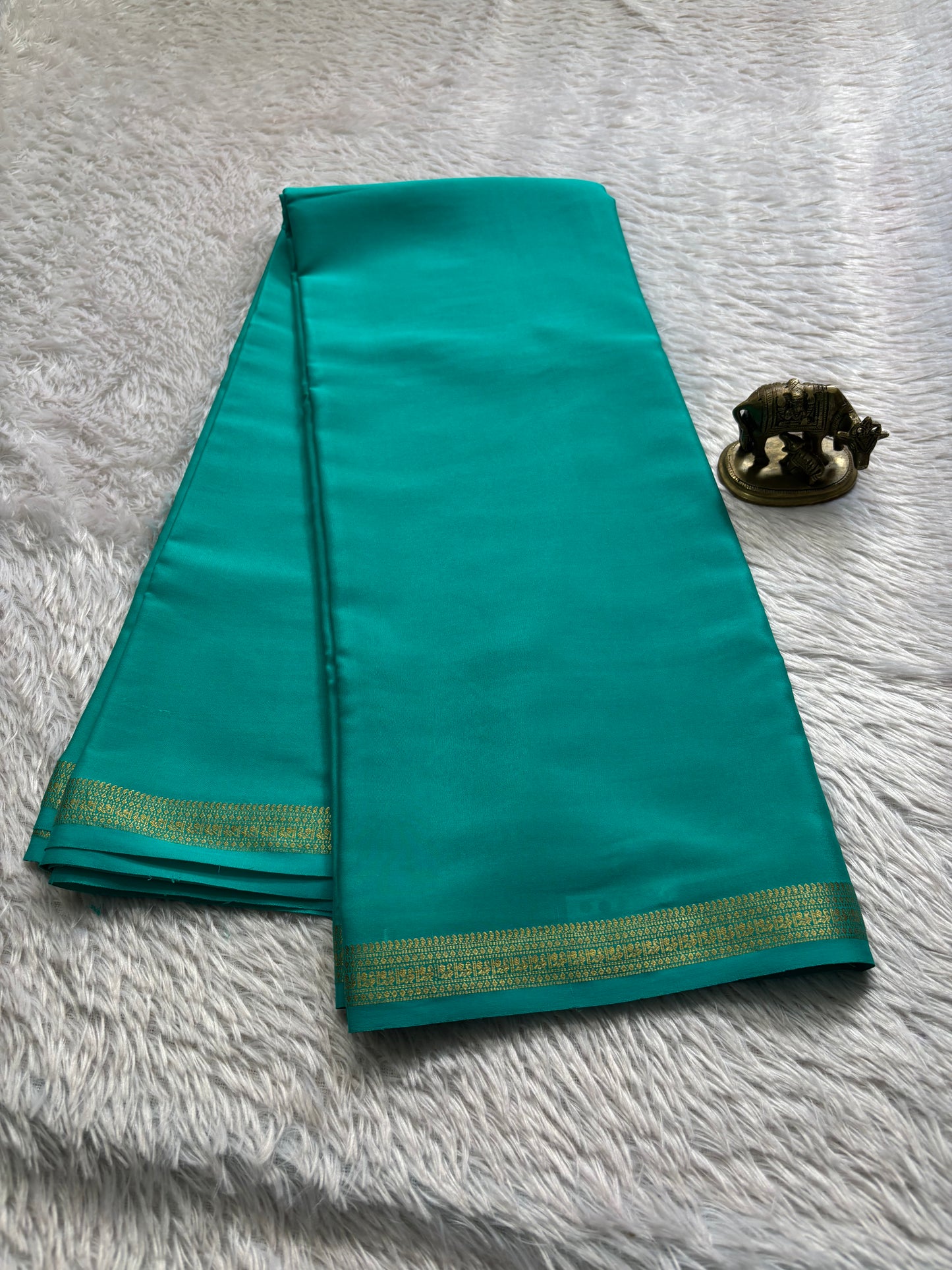 Harshini : Solid Turquoise blue