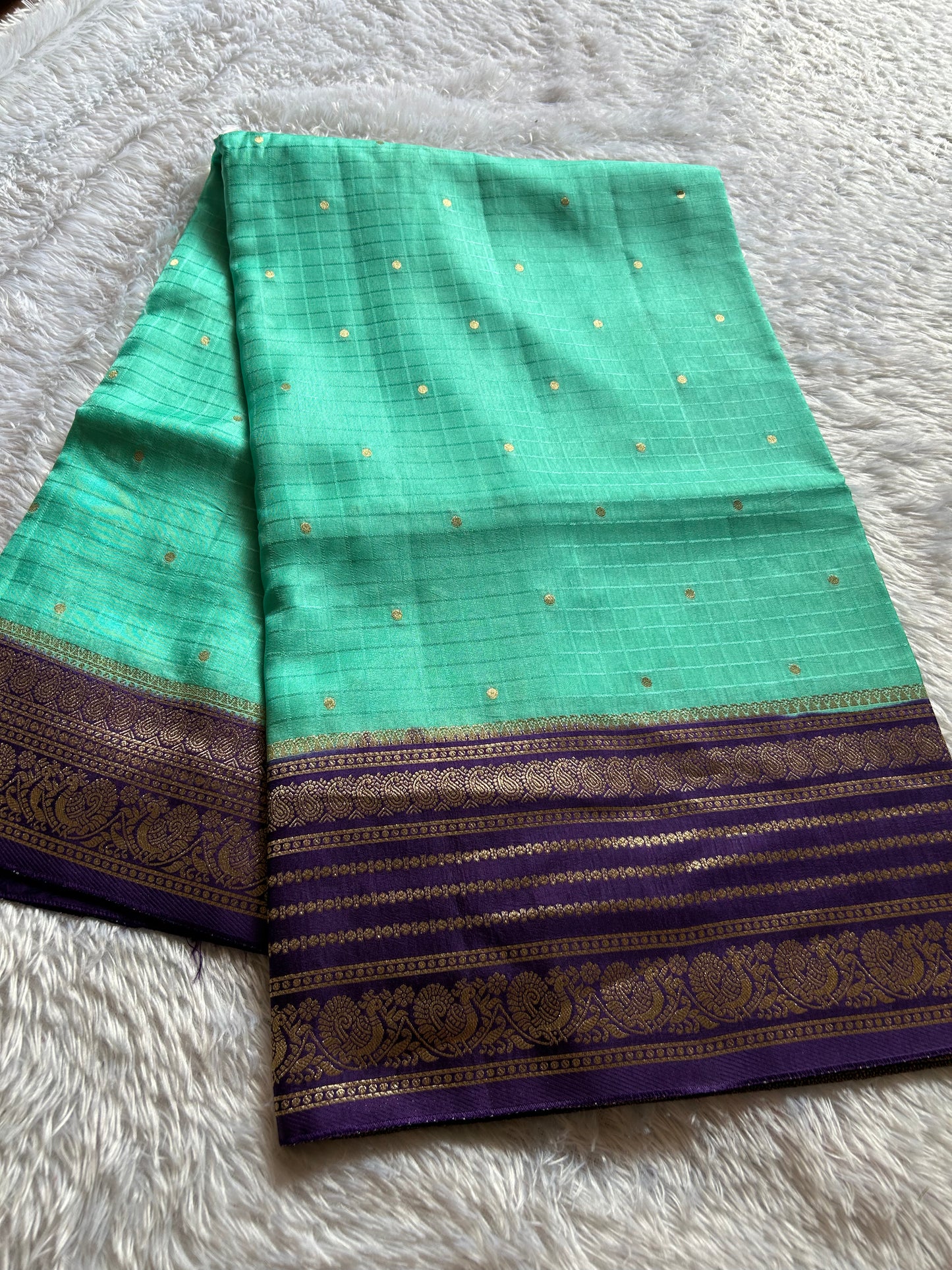 SS111 (2D) : Sea green-violet