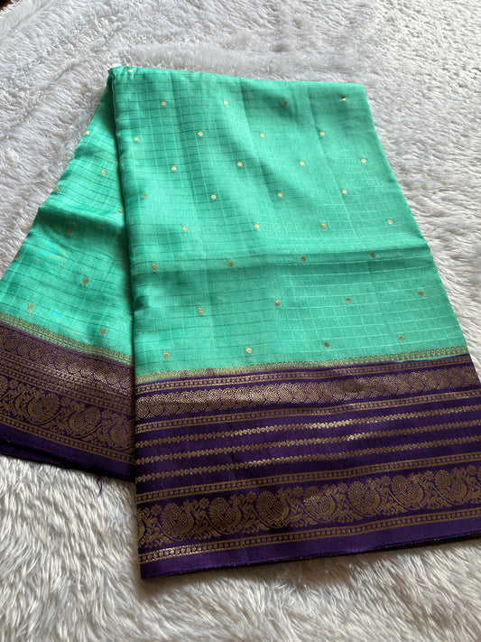 SS111 (2D) : Sea green-violet