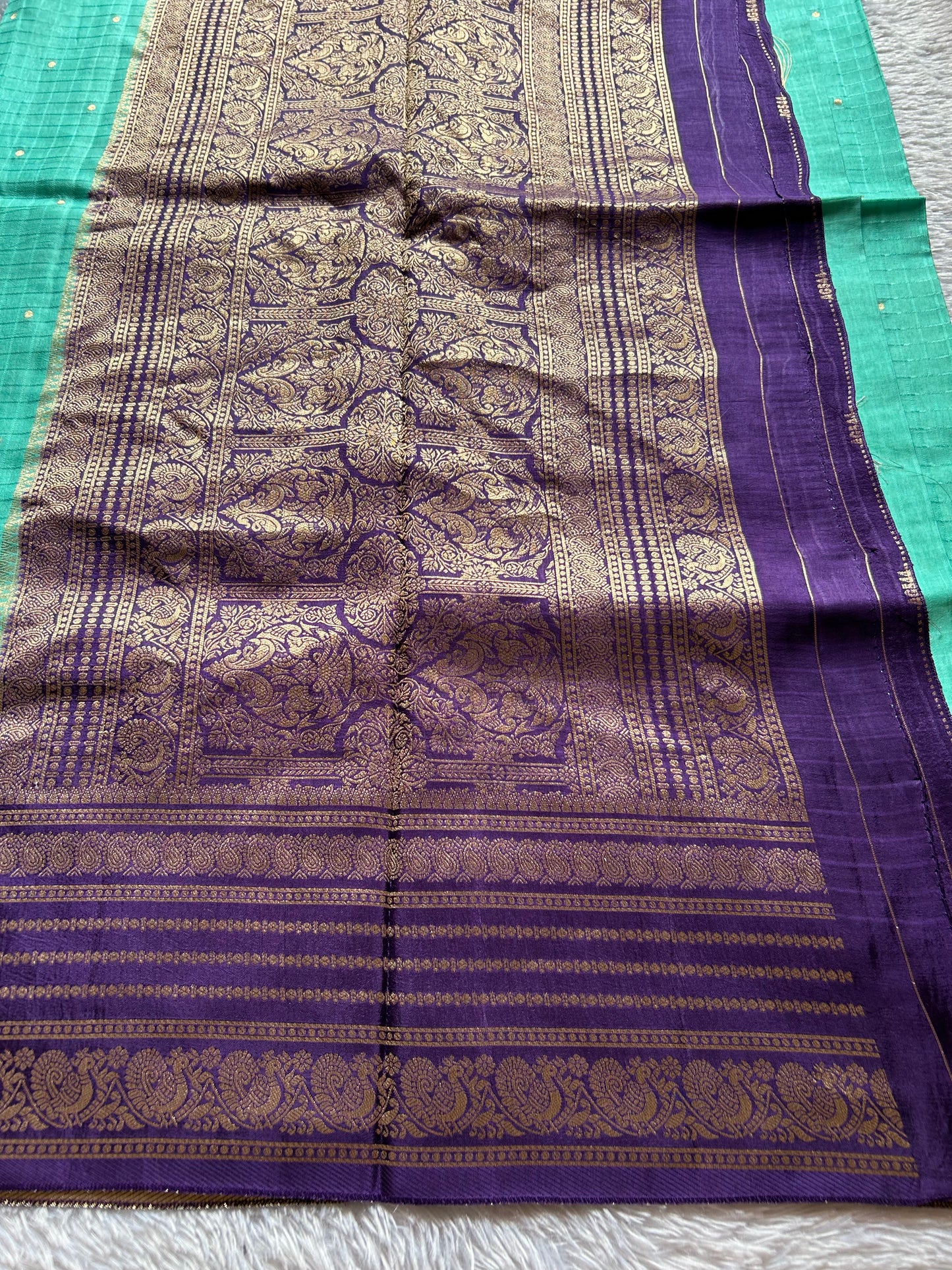 SS111 (2D) : Sea green-violet