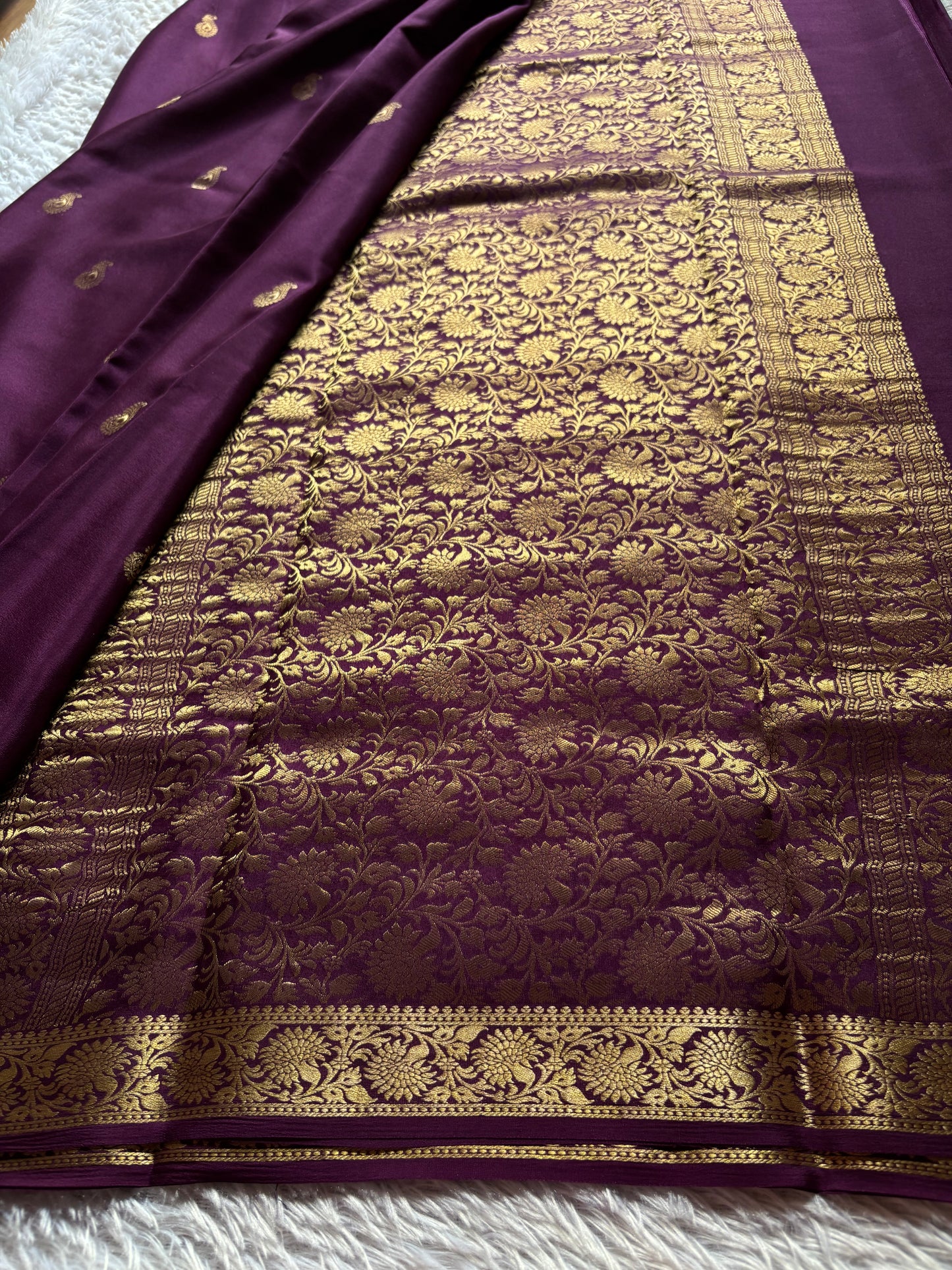 Pallavi : Solid Dark wine