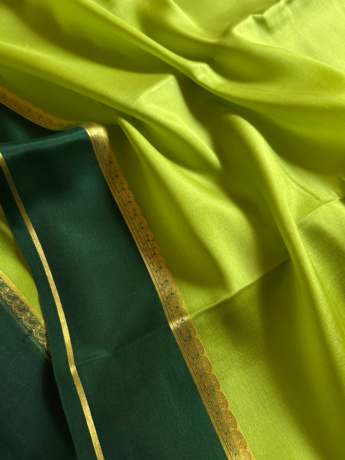 Mala (2D) : Pista green-dark green