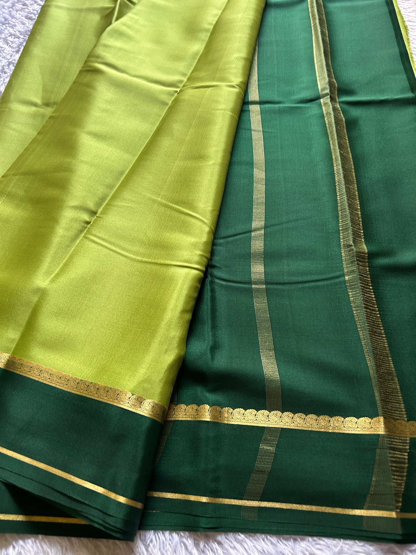 Mala (2D) : Pista green-dark green