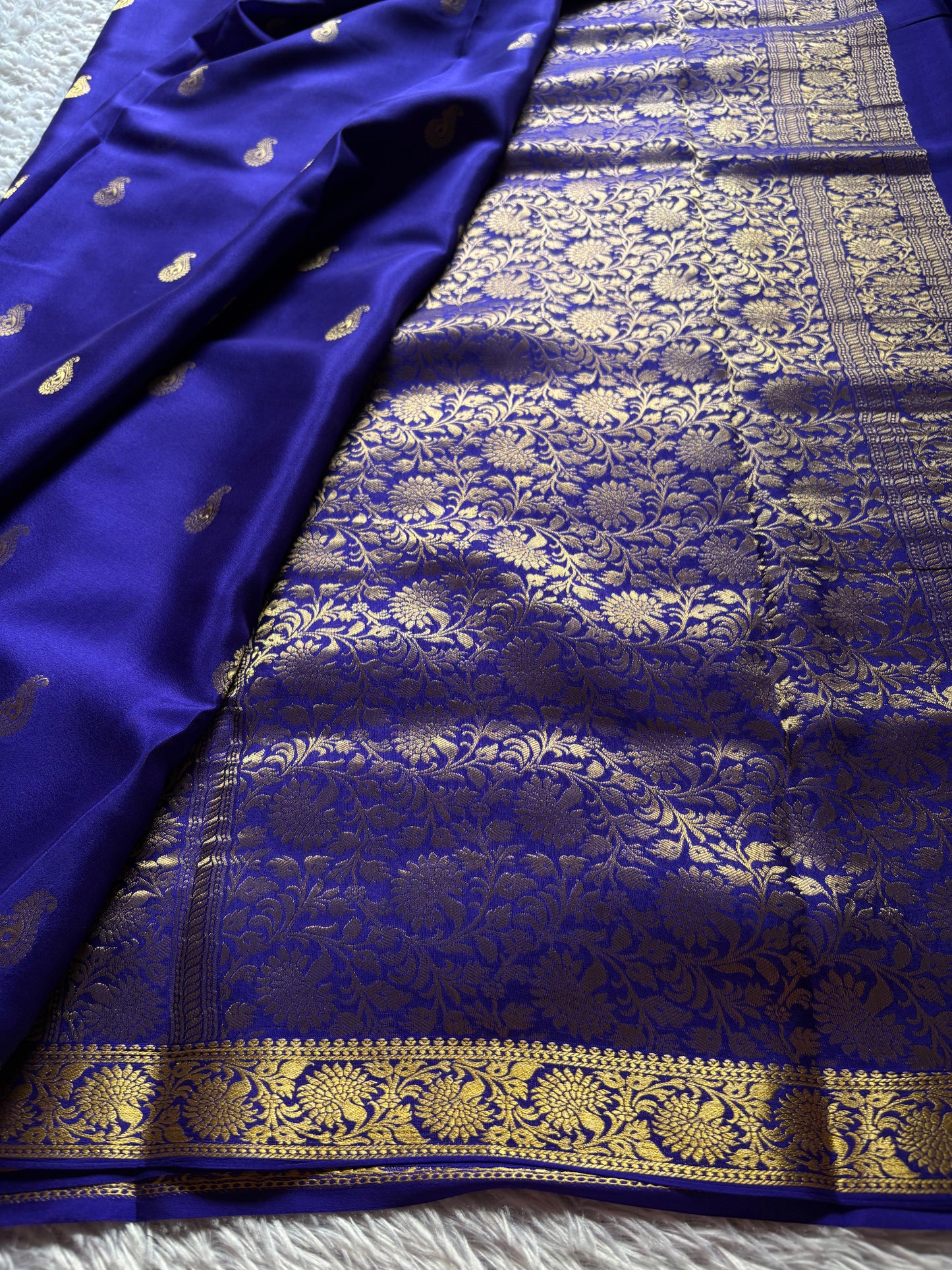 Pallavi : Solid Peacock blue