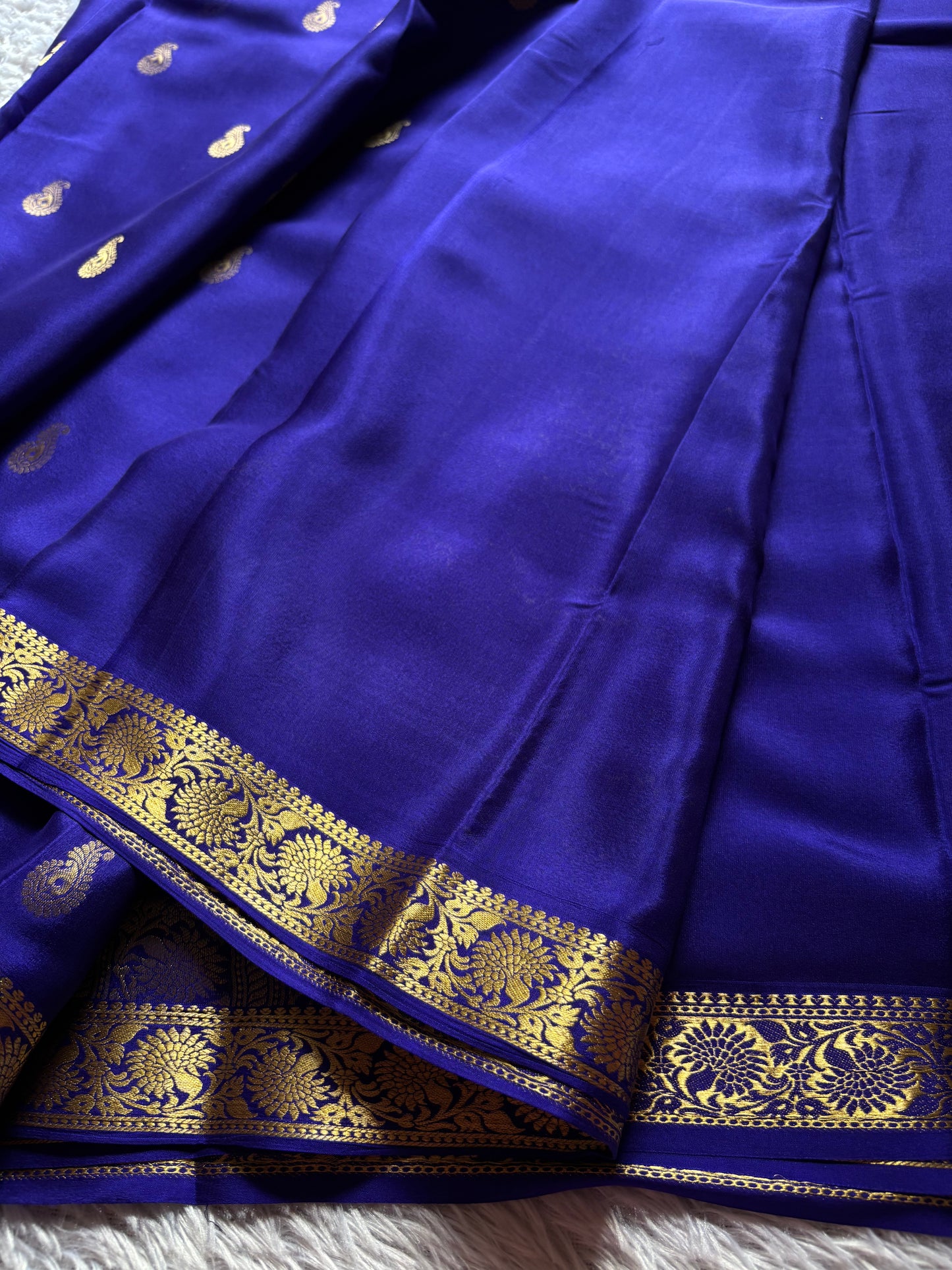 Pallavi : Solid Peacock blue