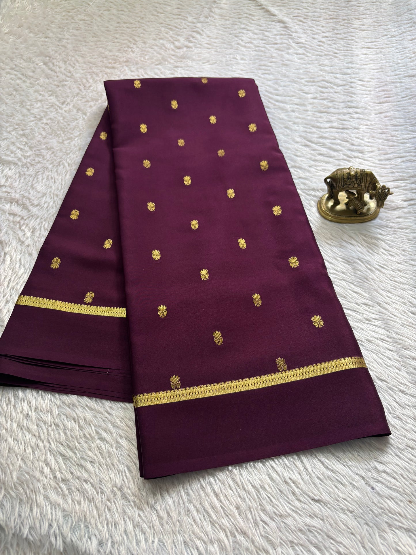 Sahana : Solid Dark plum