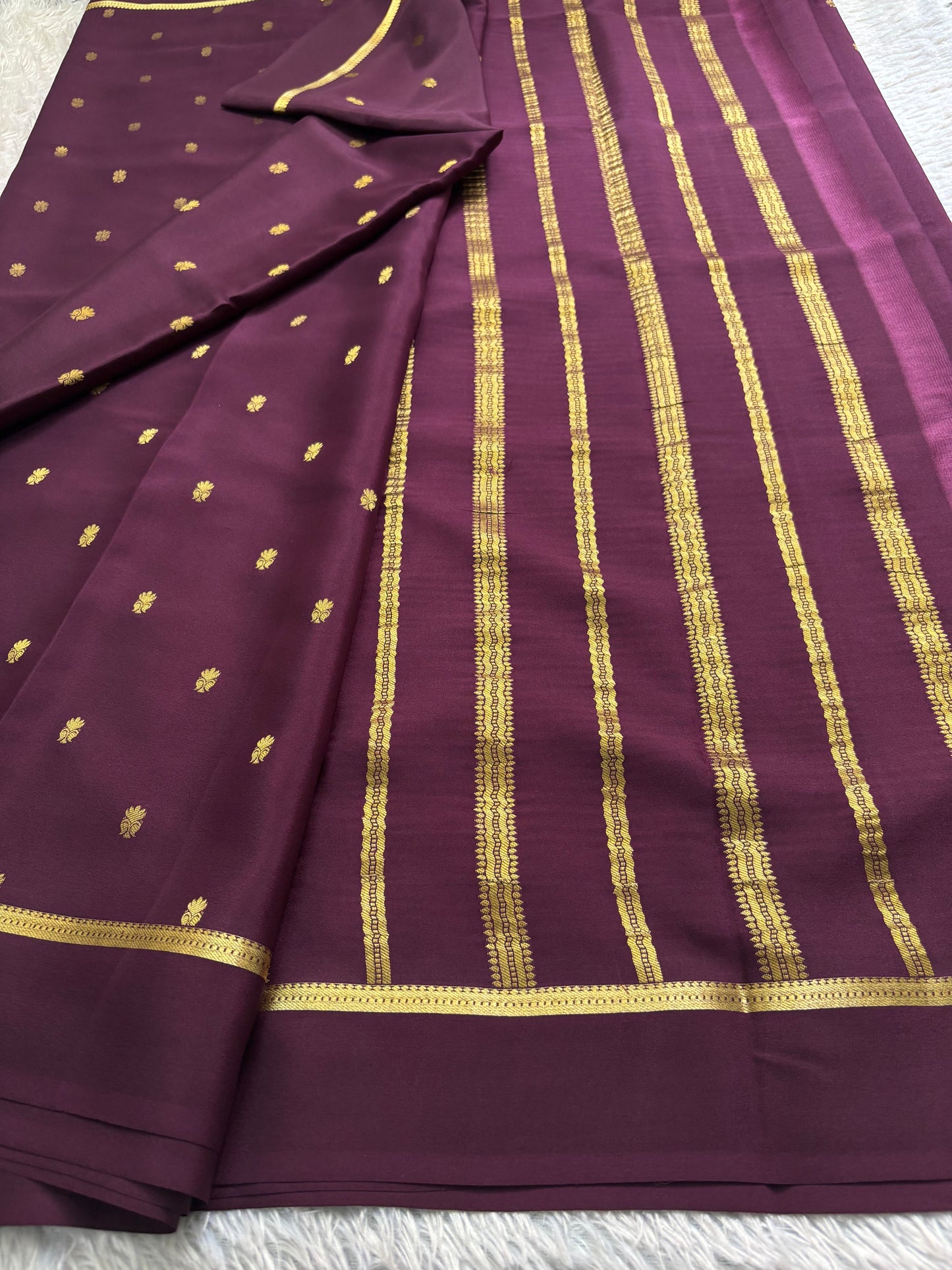 Sahana : Solid Dark plum
