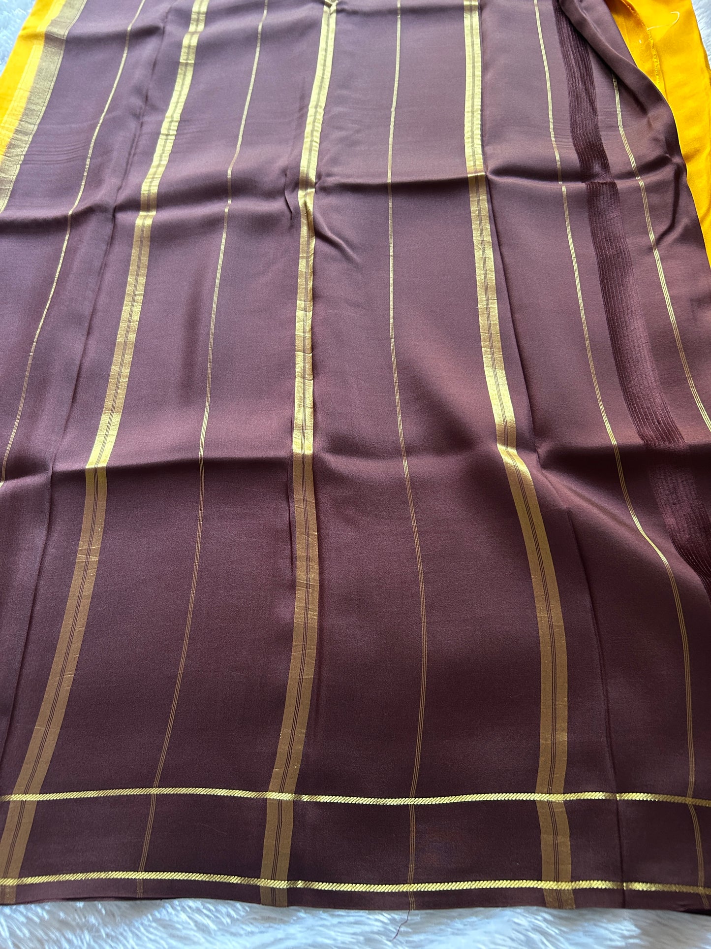 Rekha (2D) : Golden yellow-deep brown