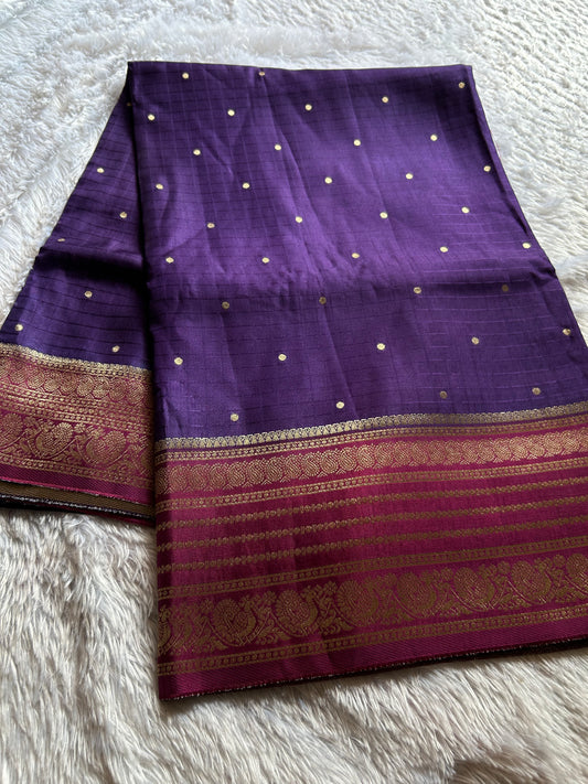 SS111 (2D) : Violet-magenta pink