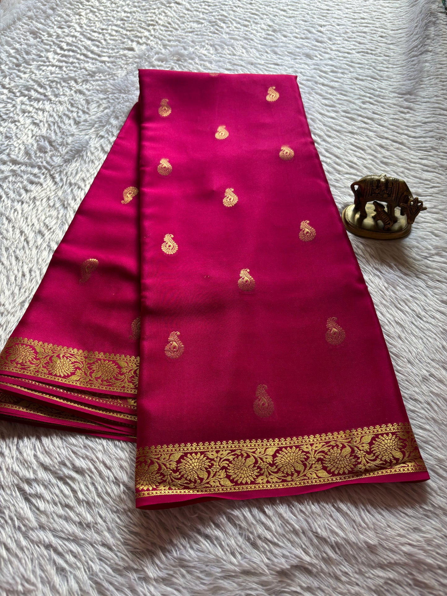 Pallavi : Solid Rani pink