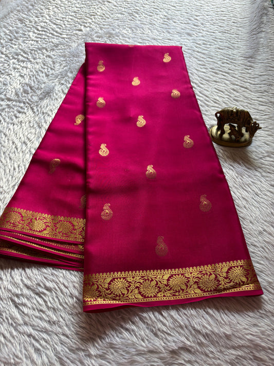 Pallavi : Solid Rani pink