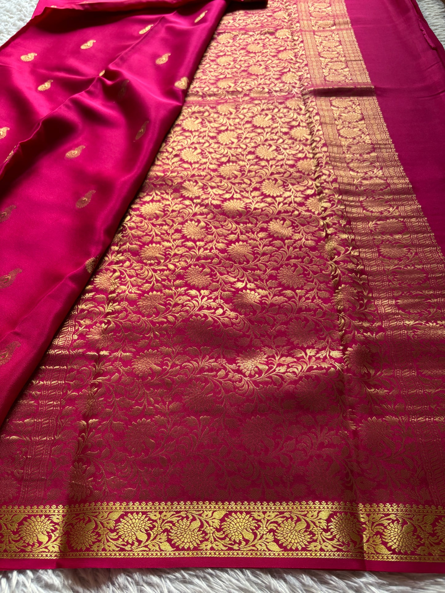 Pallavi : Solid Rani pink