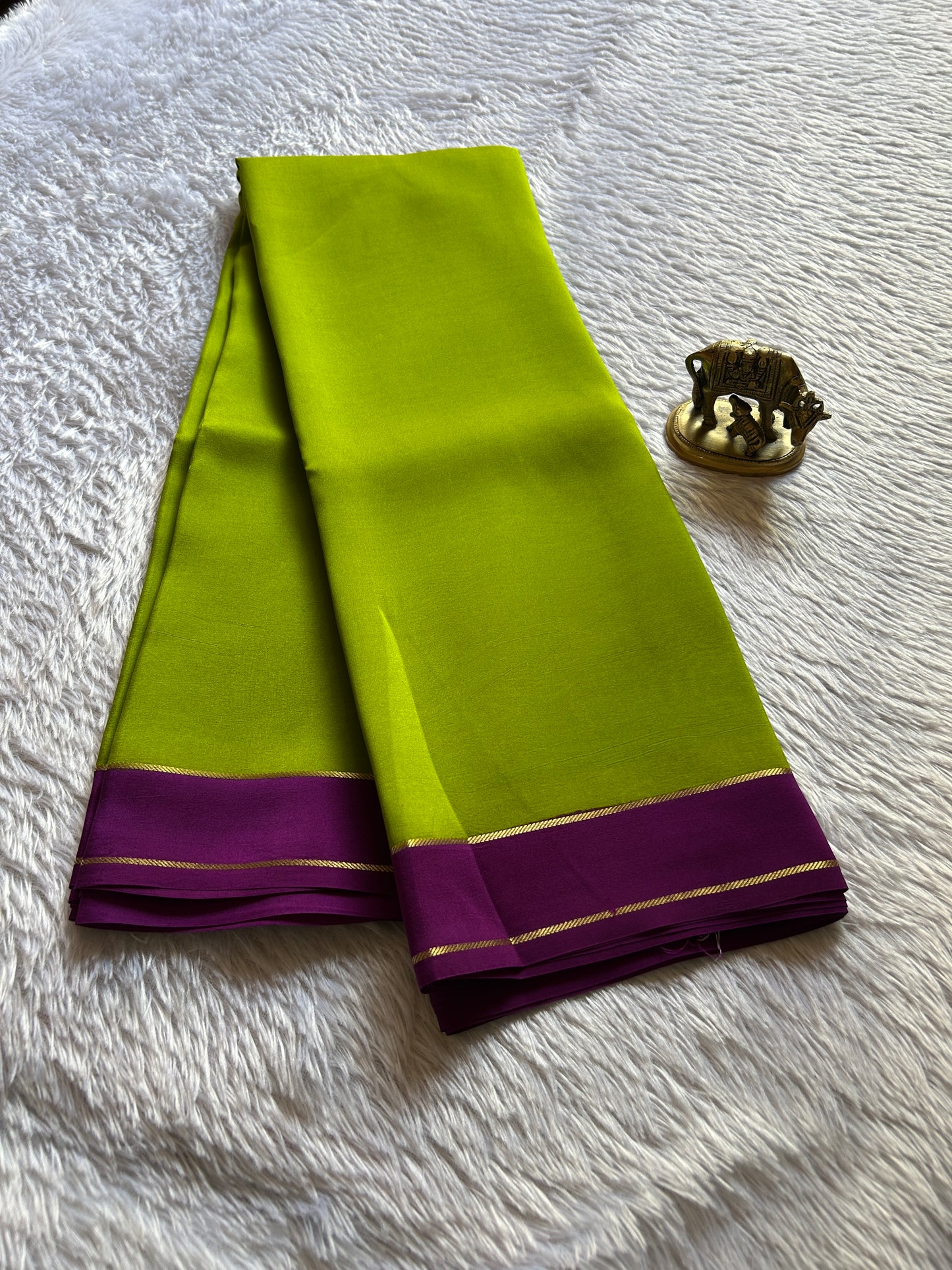 Rekha (2D) : Lime green-magenta