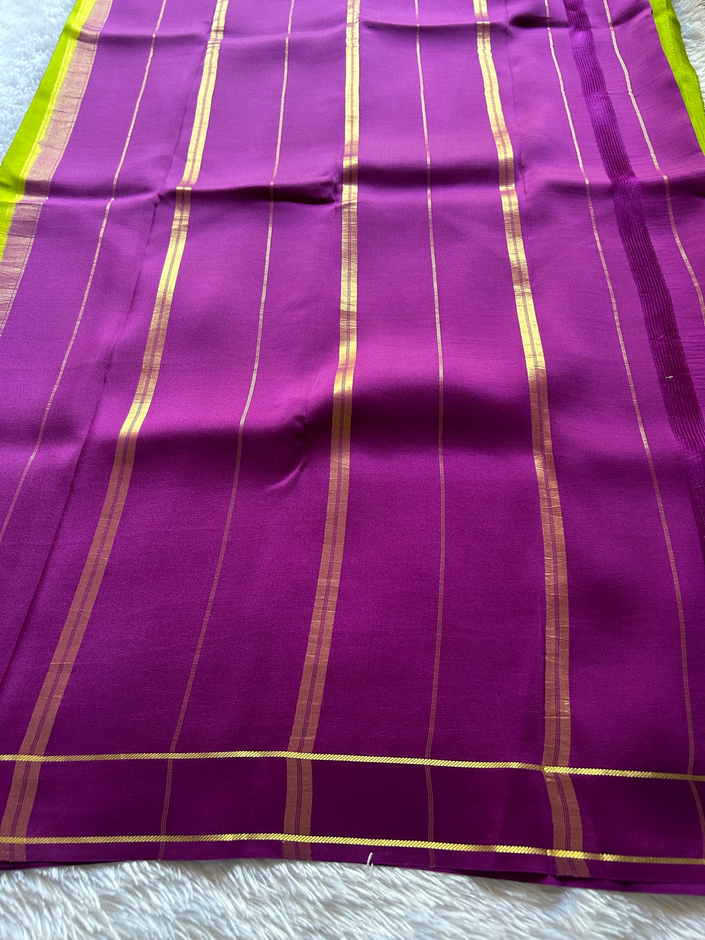 Rekha (2D) : Lime green-magenta