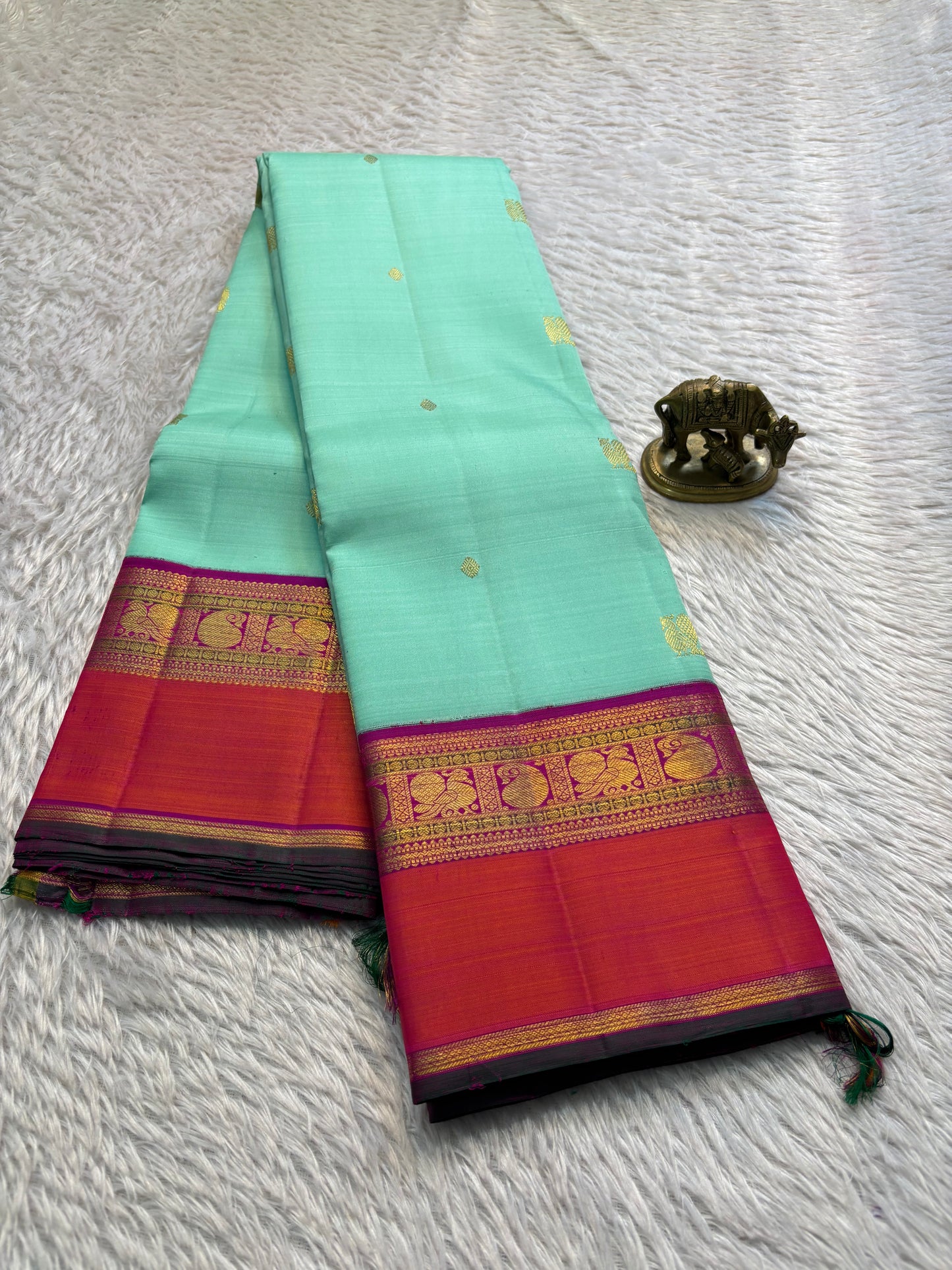 Kankana (3D) : Aqua blue-magenta-rust red