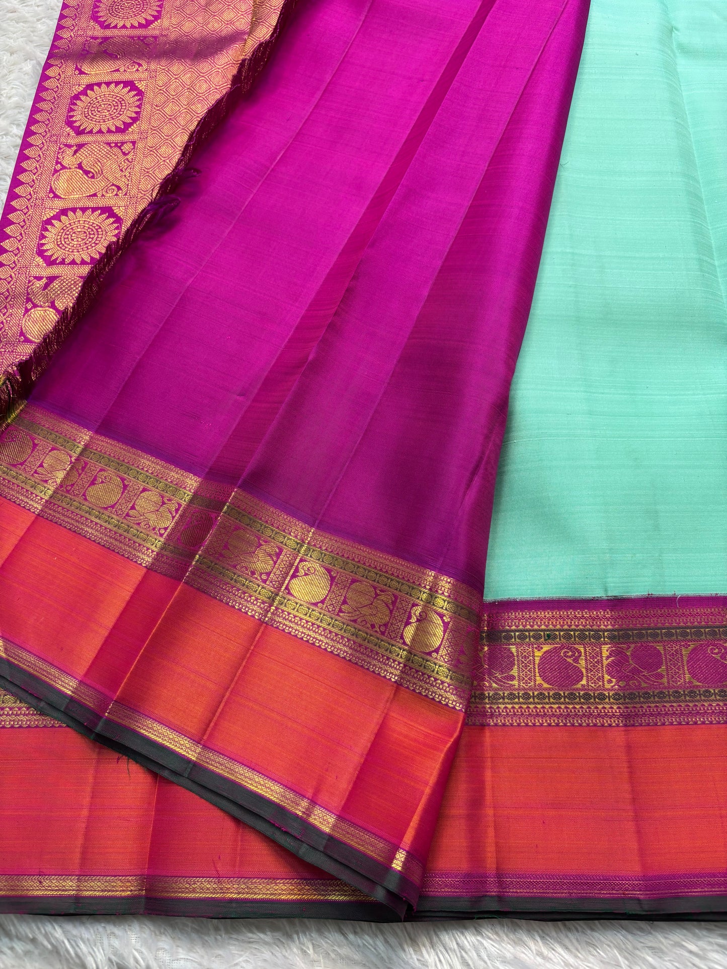 Kankana (3D) : Aqua blue-magenta-rust red