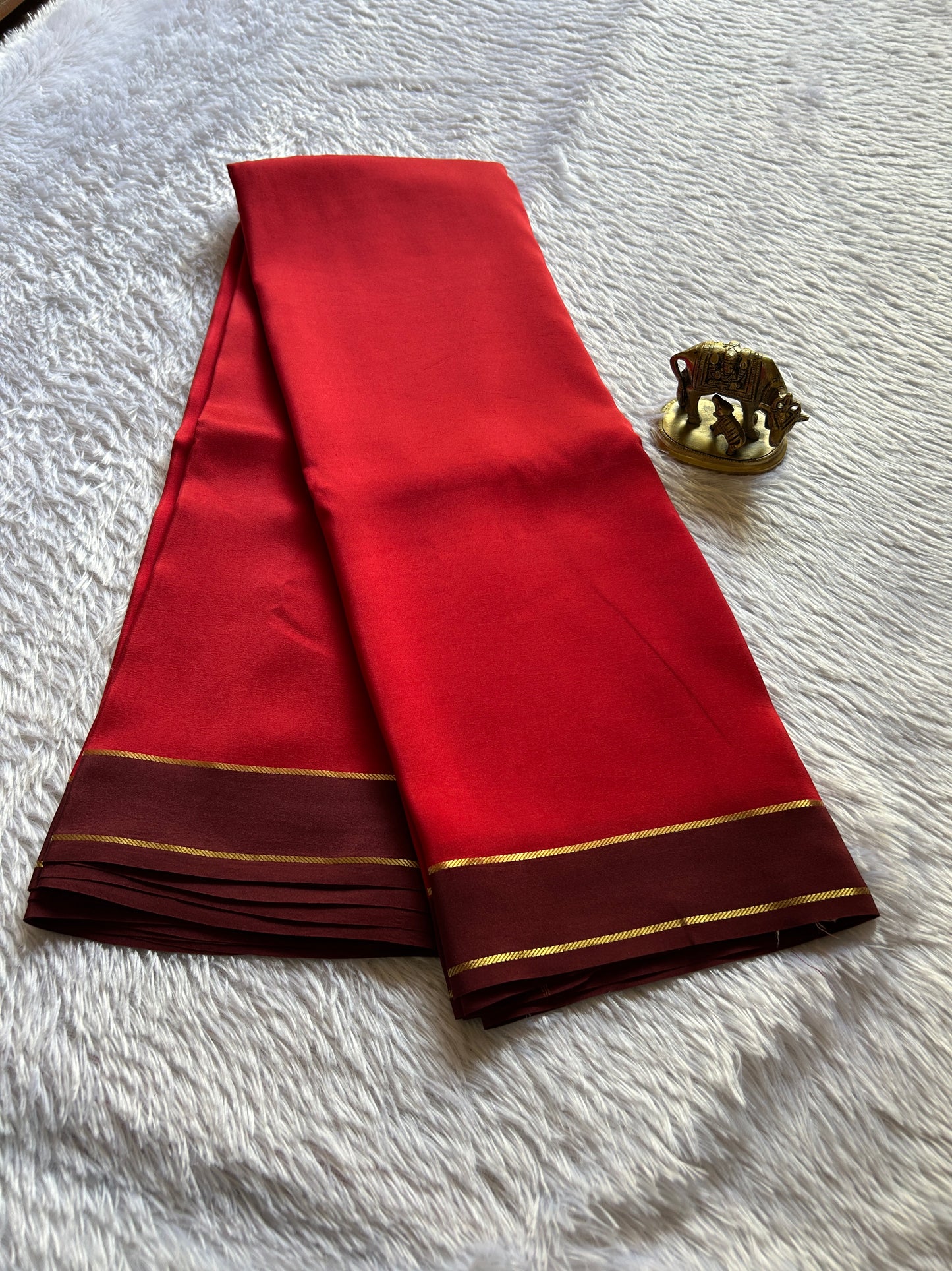 Rekha (2D) : Red-maroon