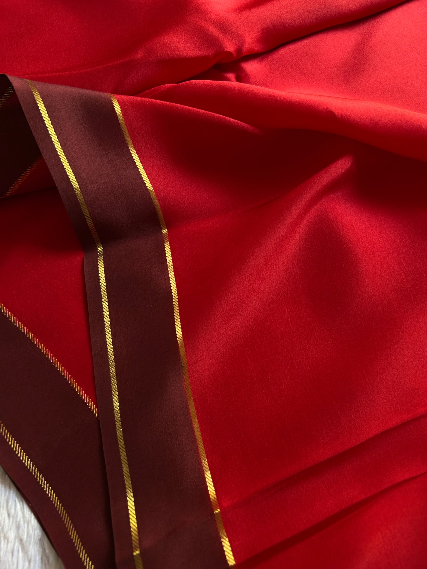 Rekha (2D) : Red-maroon