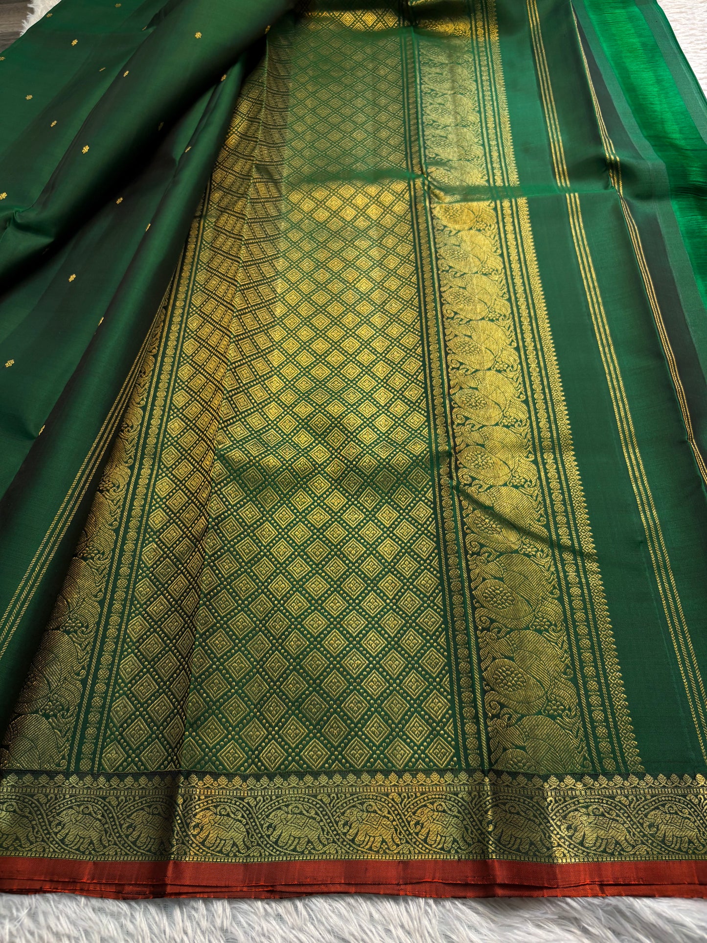 Sundari (2D) : Bottle green-rust