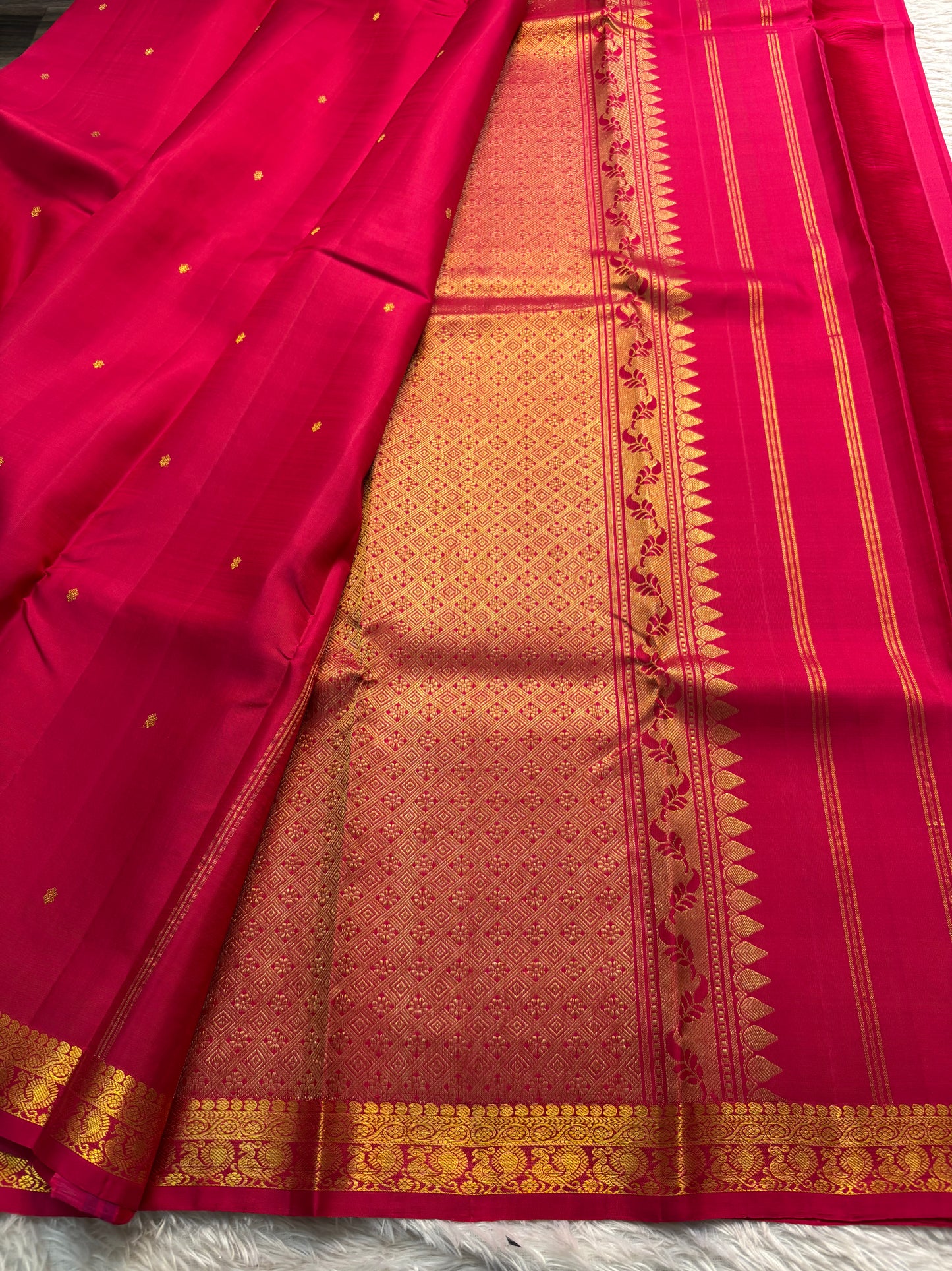 Sundari : Solid Rani pink