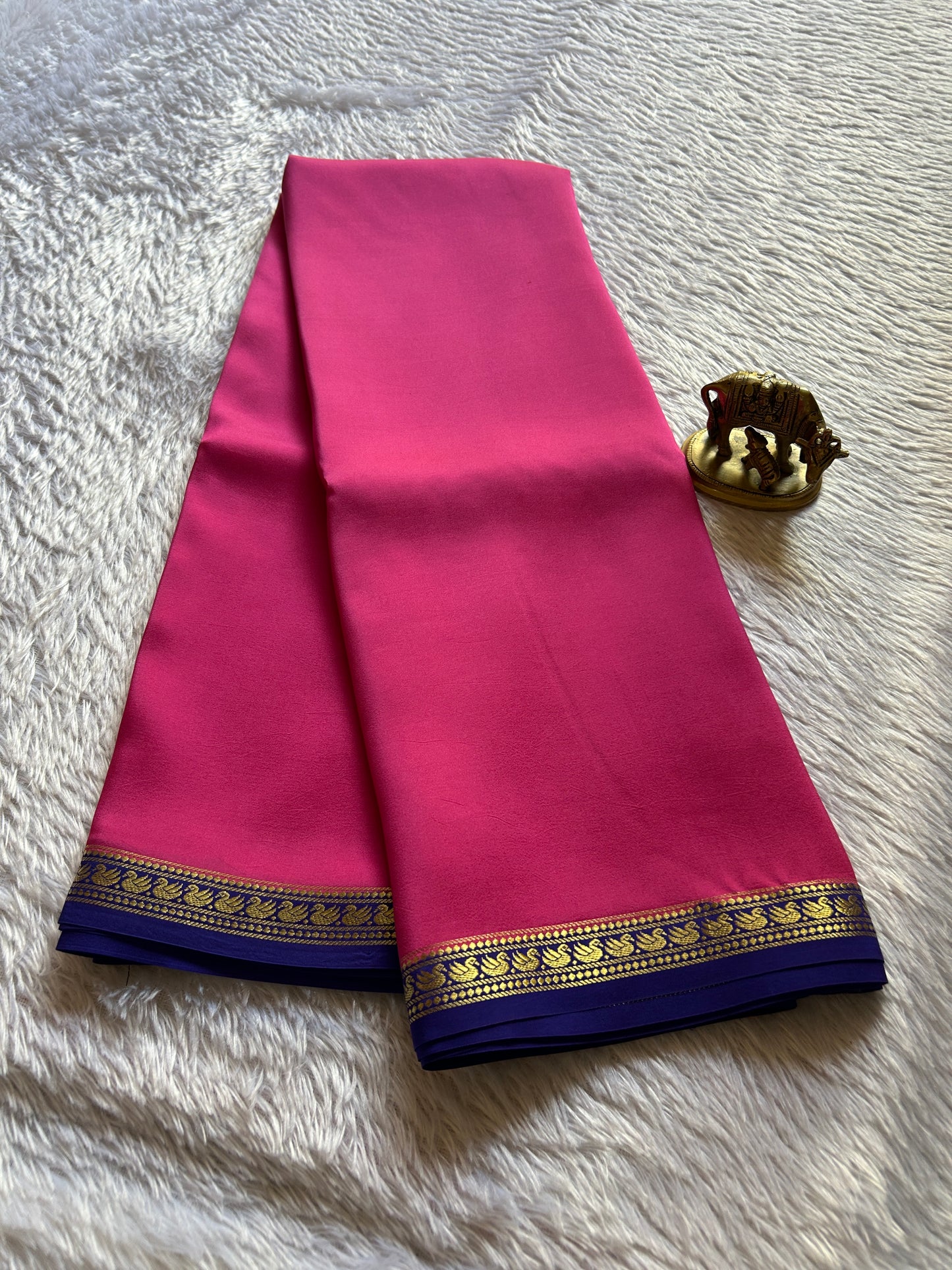 Hamsa (2D) : Hot pink-royal blue