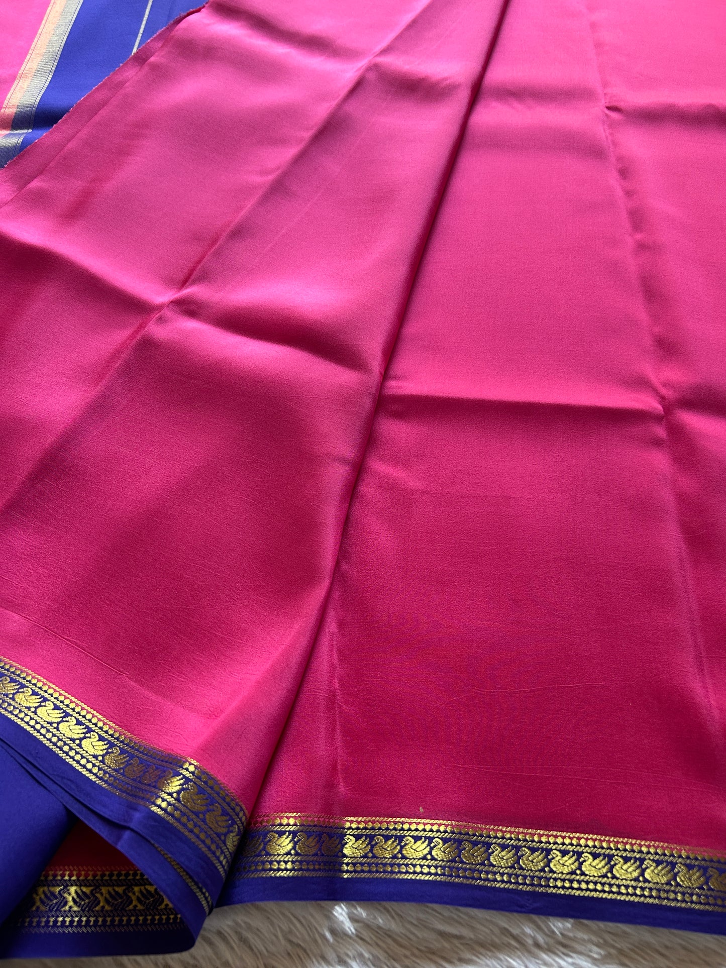 Hamsa (2D) : Hot pink-royal blue