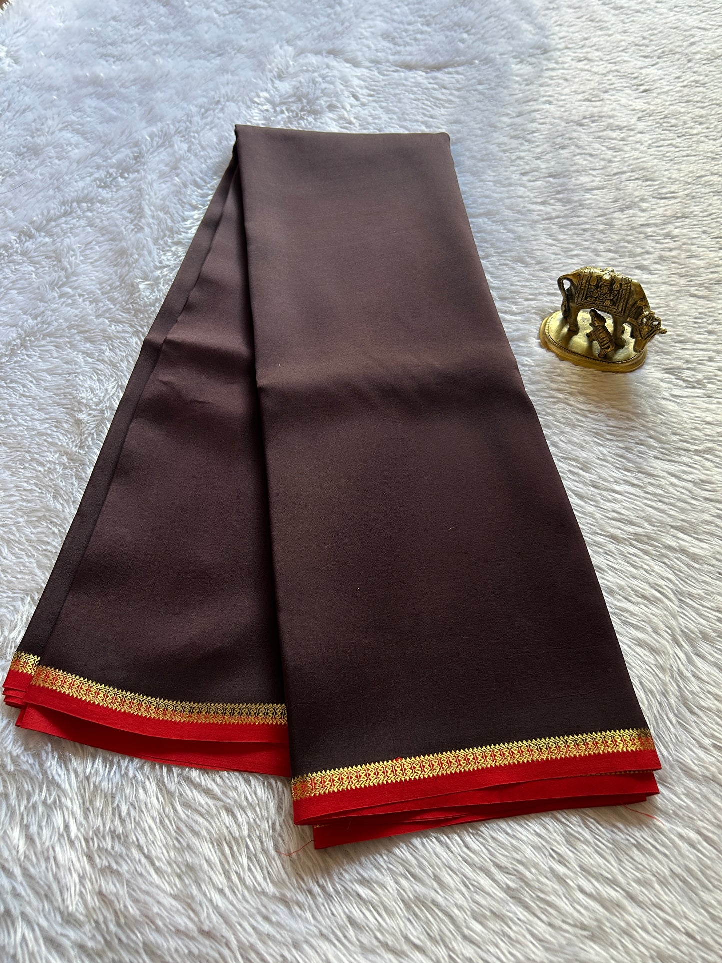 Mangala (2D) : Deep brown-red