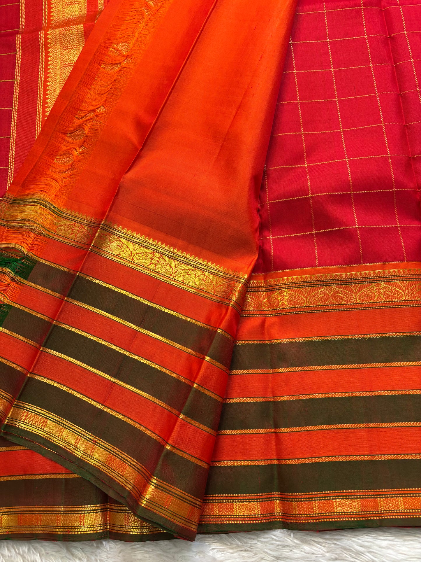 Kankana (3D) : Red-orange-greenish brown