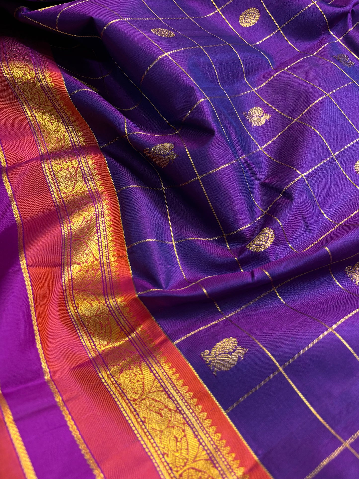Kankana (3D) : Royal purple-coral rose-magenta