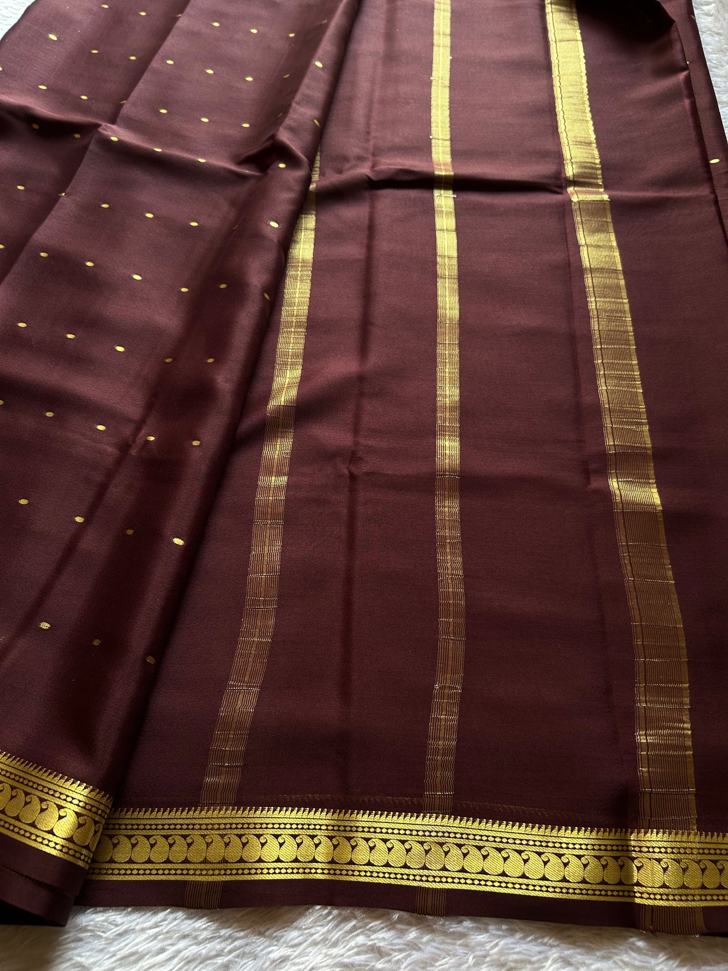 Keerthi : Solid Chocolate brown