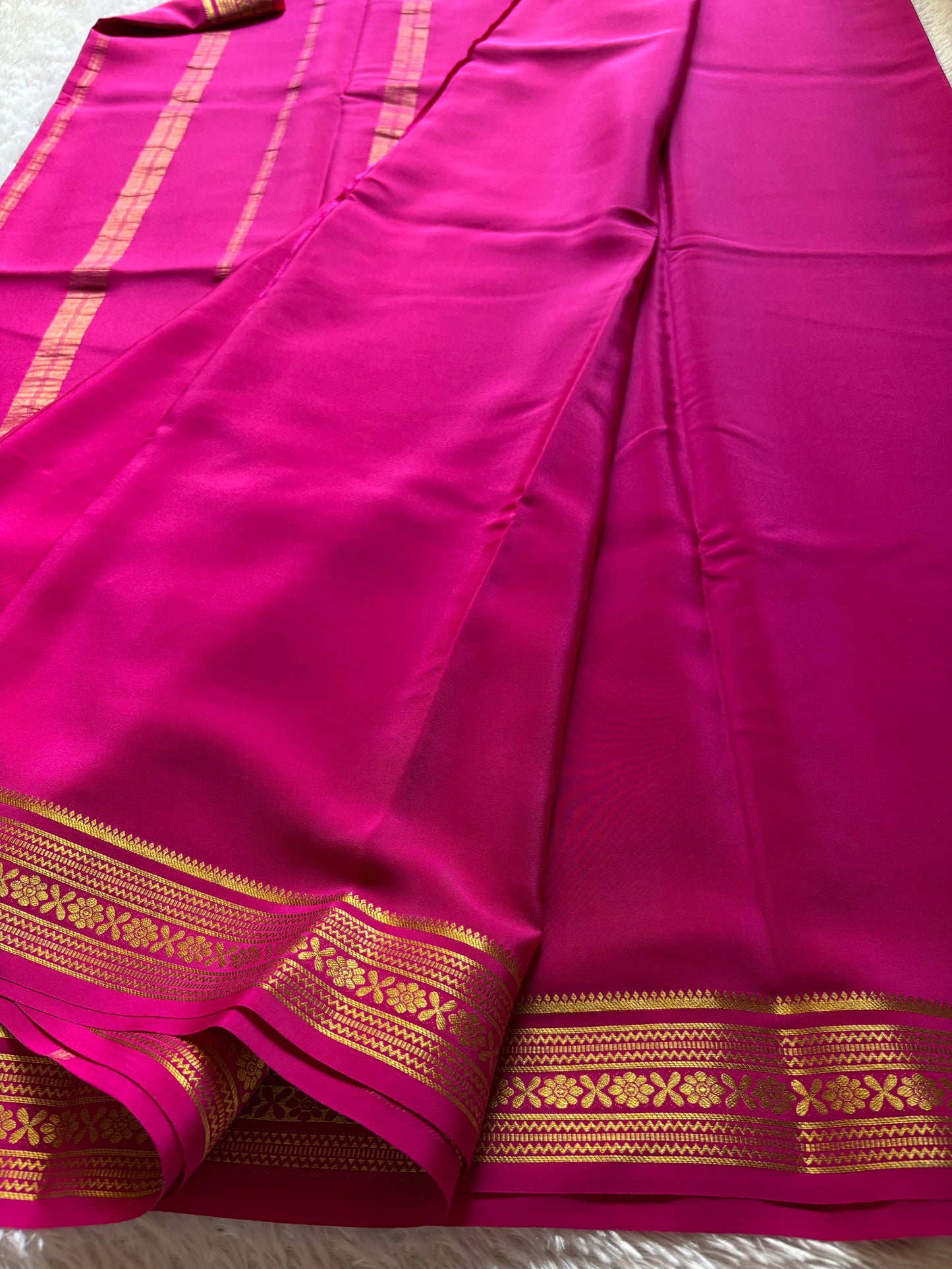 Kanthi : Solid Rani pink