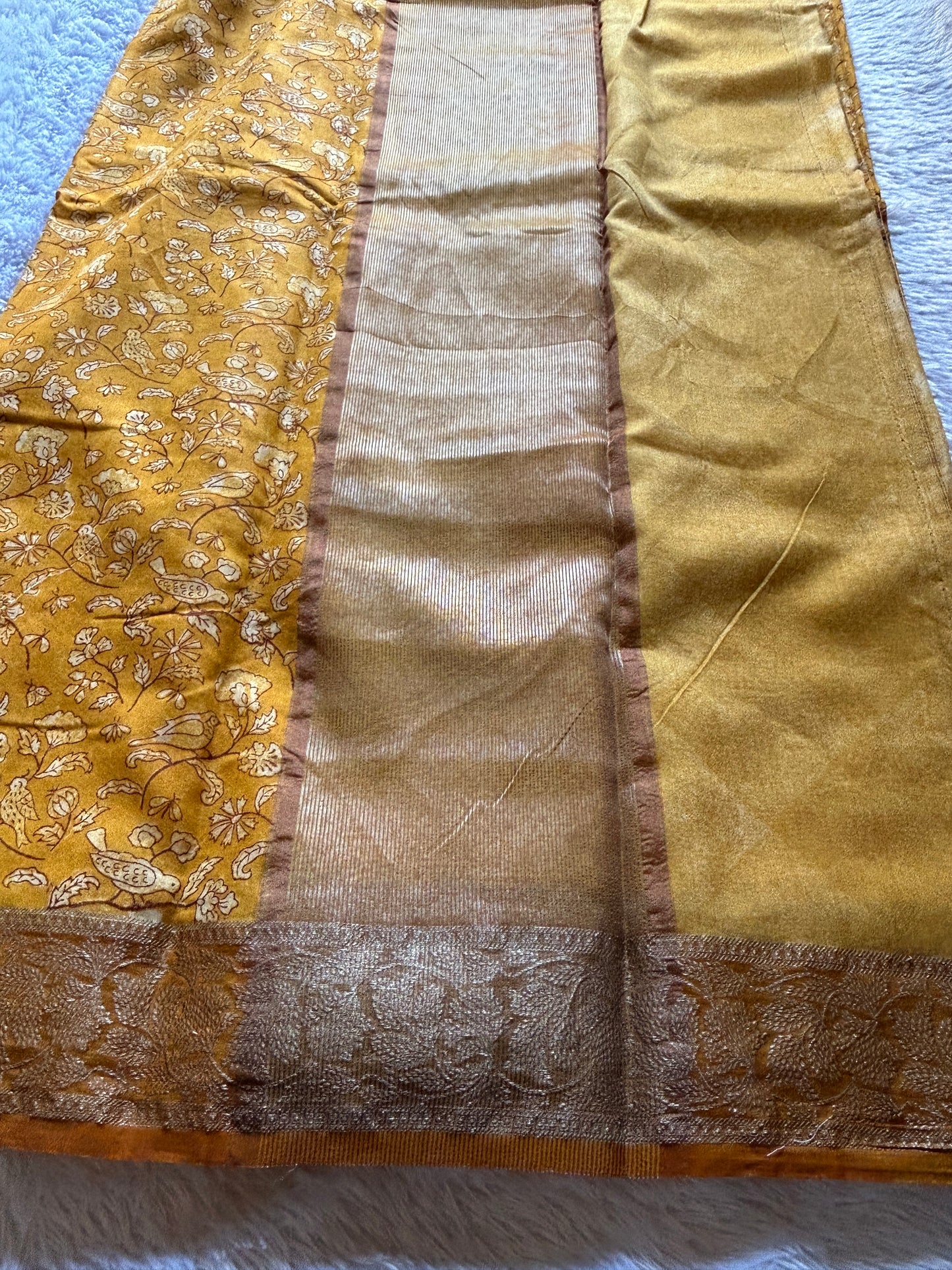 Sarala (2D) : Yellow-mustard