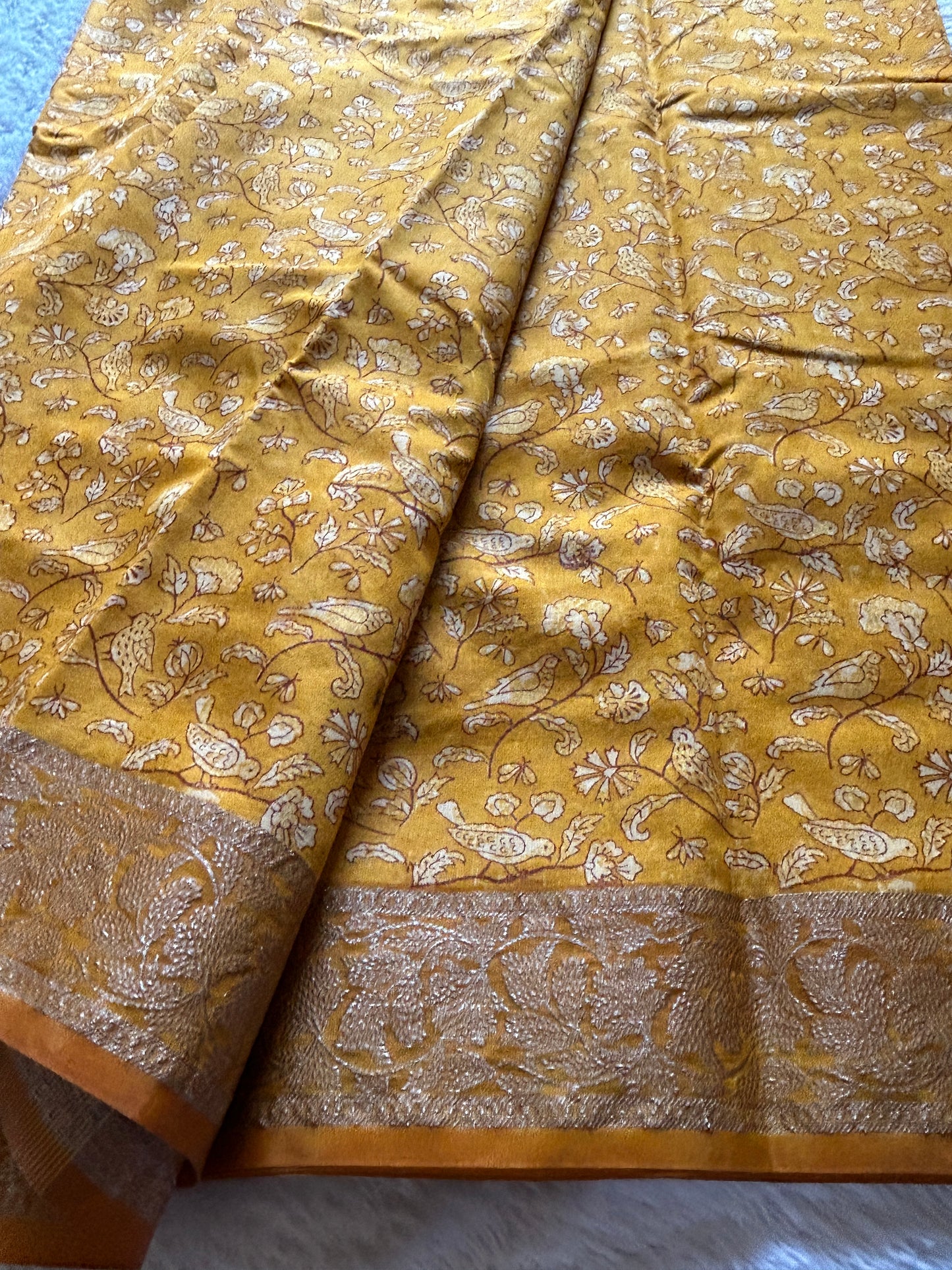 Sarala (2D) : Yellow-mustard