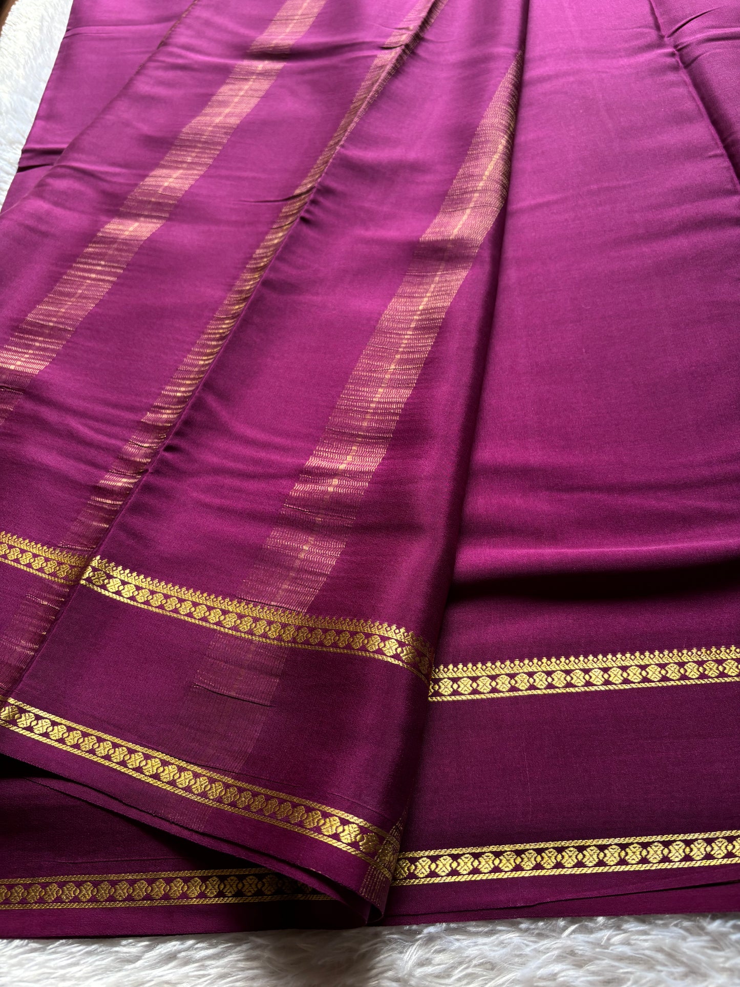 Shakthi : Solid Deep magenta