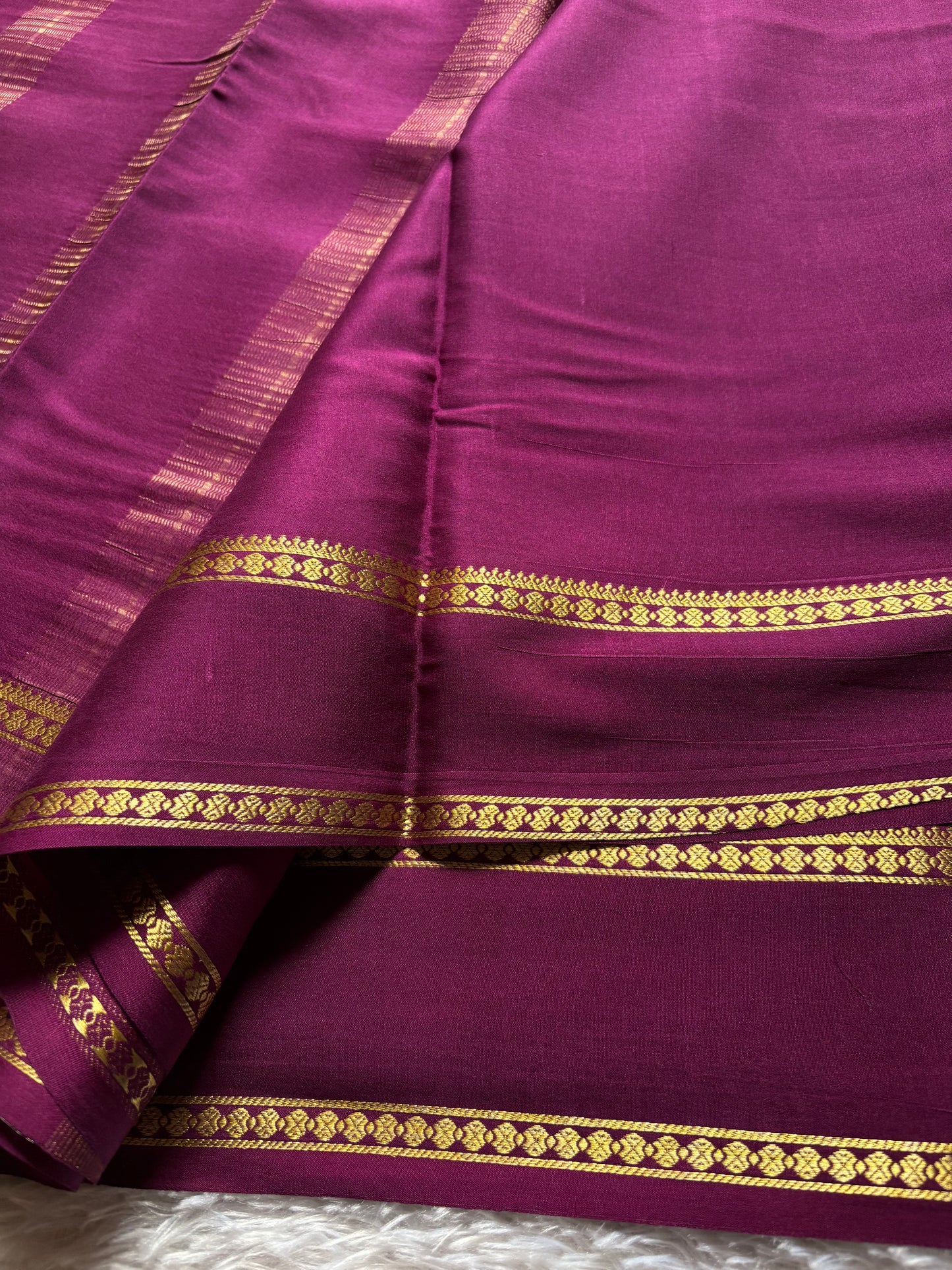 Shakthi : Solid Deep magenta