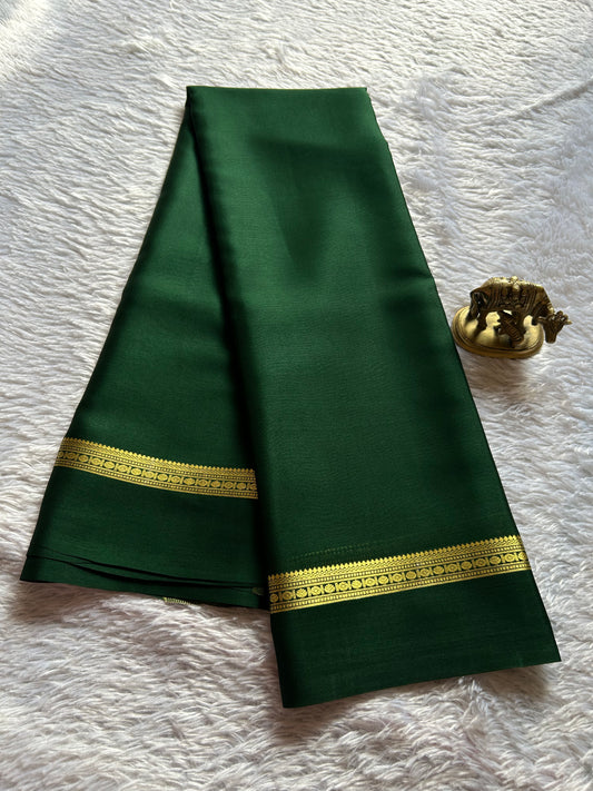 Shambhavi : Solid Dark green