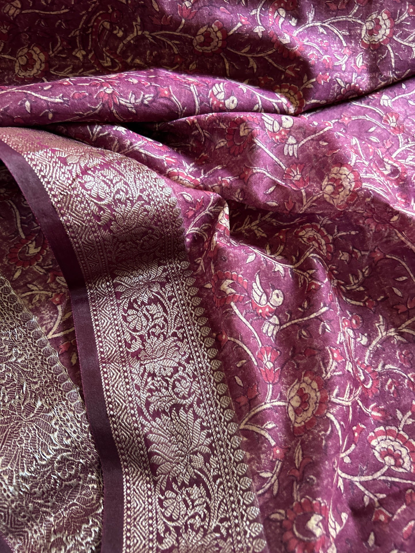 Sarala (2D) : Light wine-dark wine