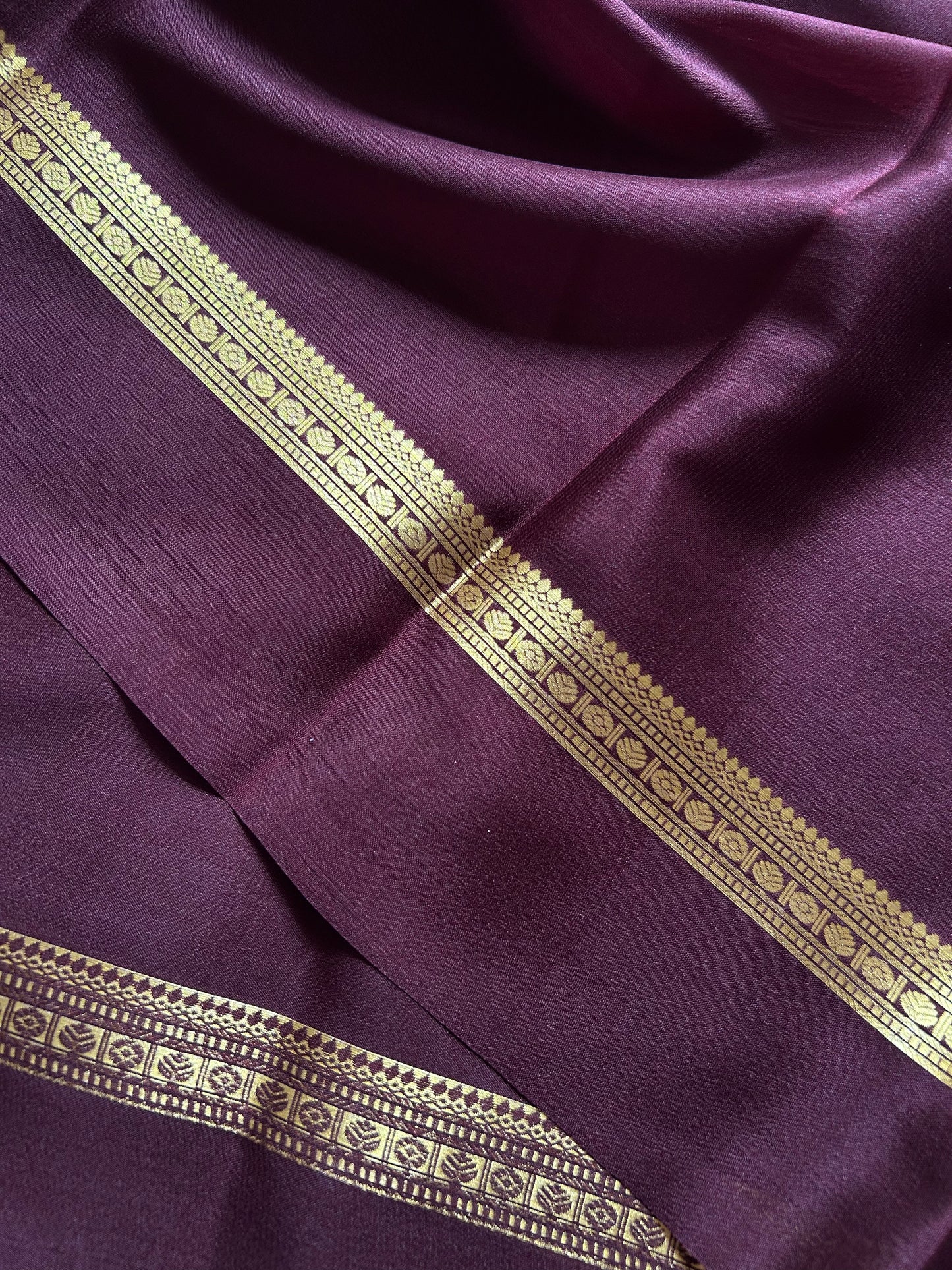 Shambhavi : Solid Chocolate brown