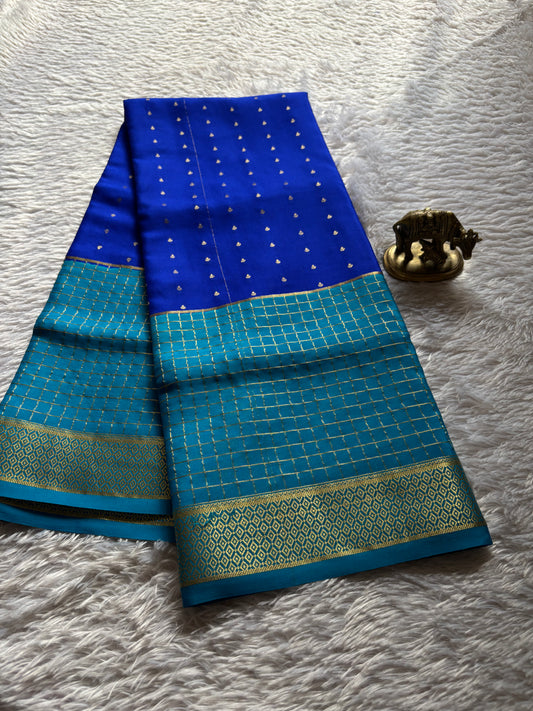Kavya (2D) : Royal blue-ananda blue