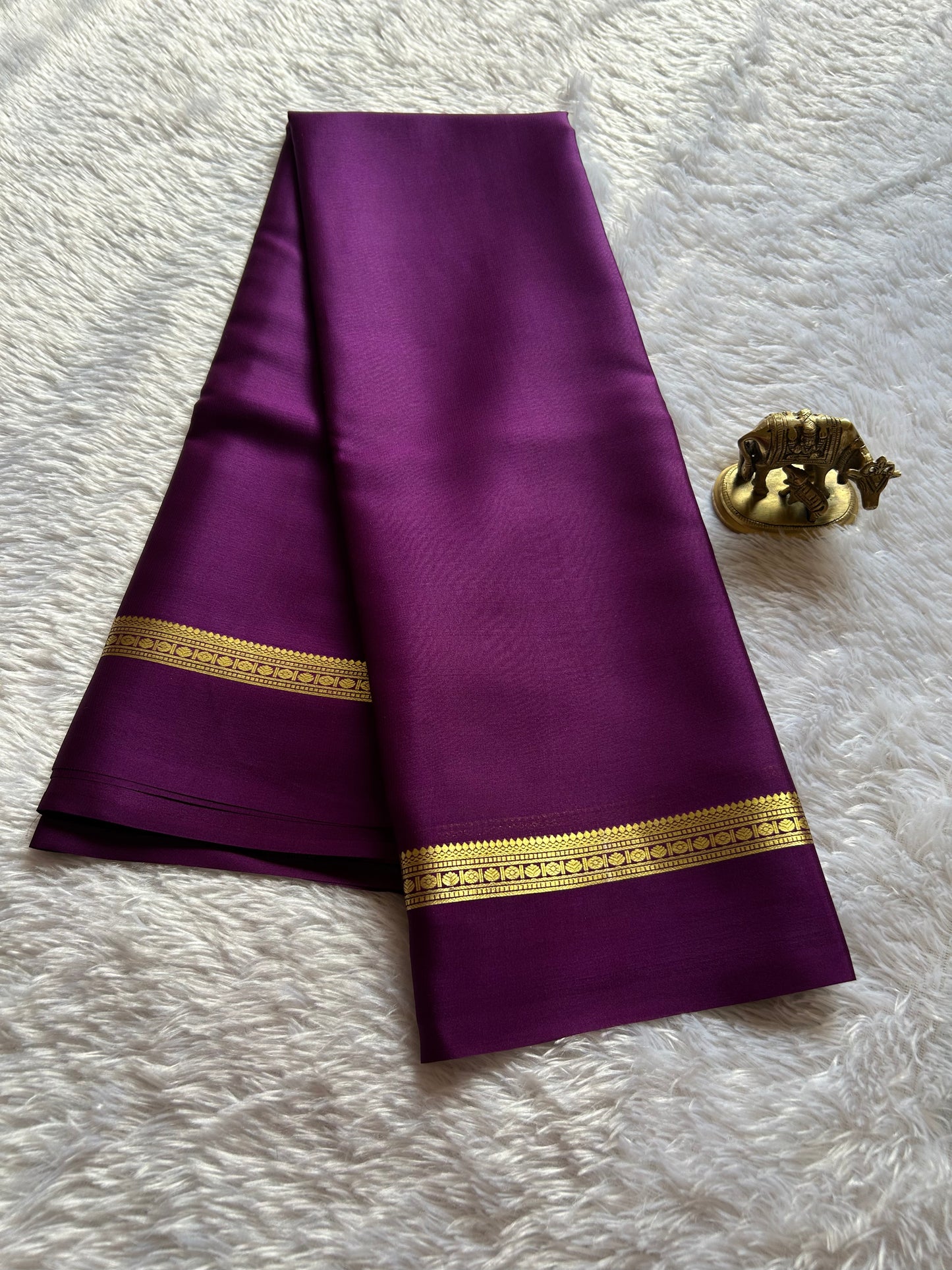 Shambhavi : Solid Dark magenta