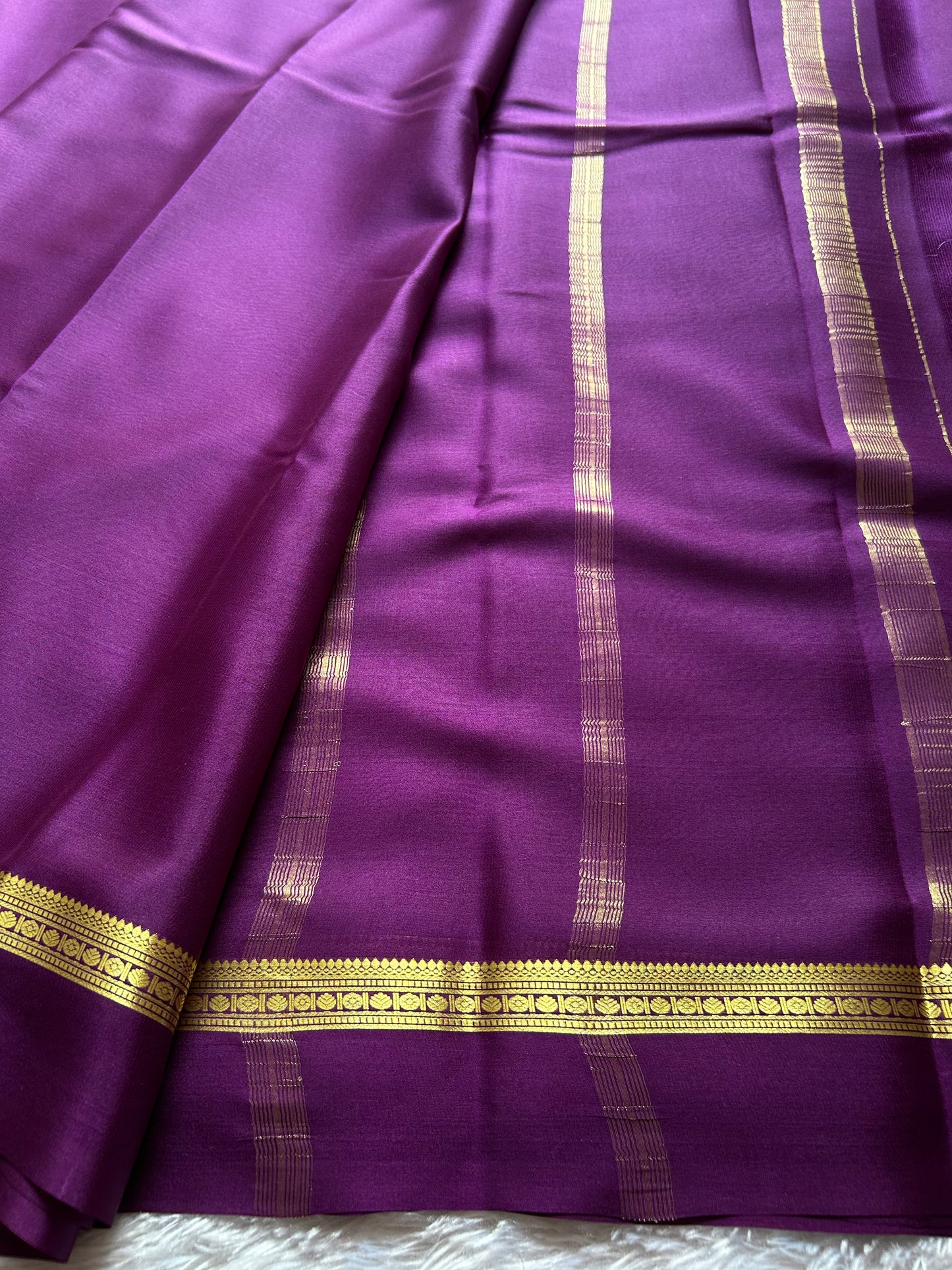Shambhavi : Solid Dark magenta
