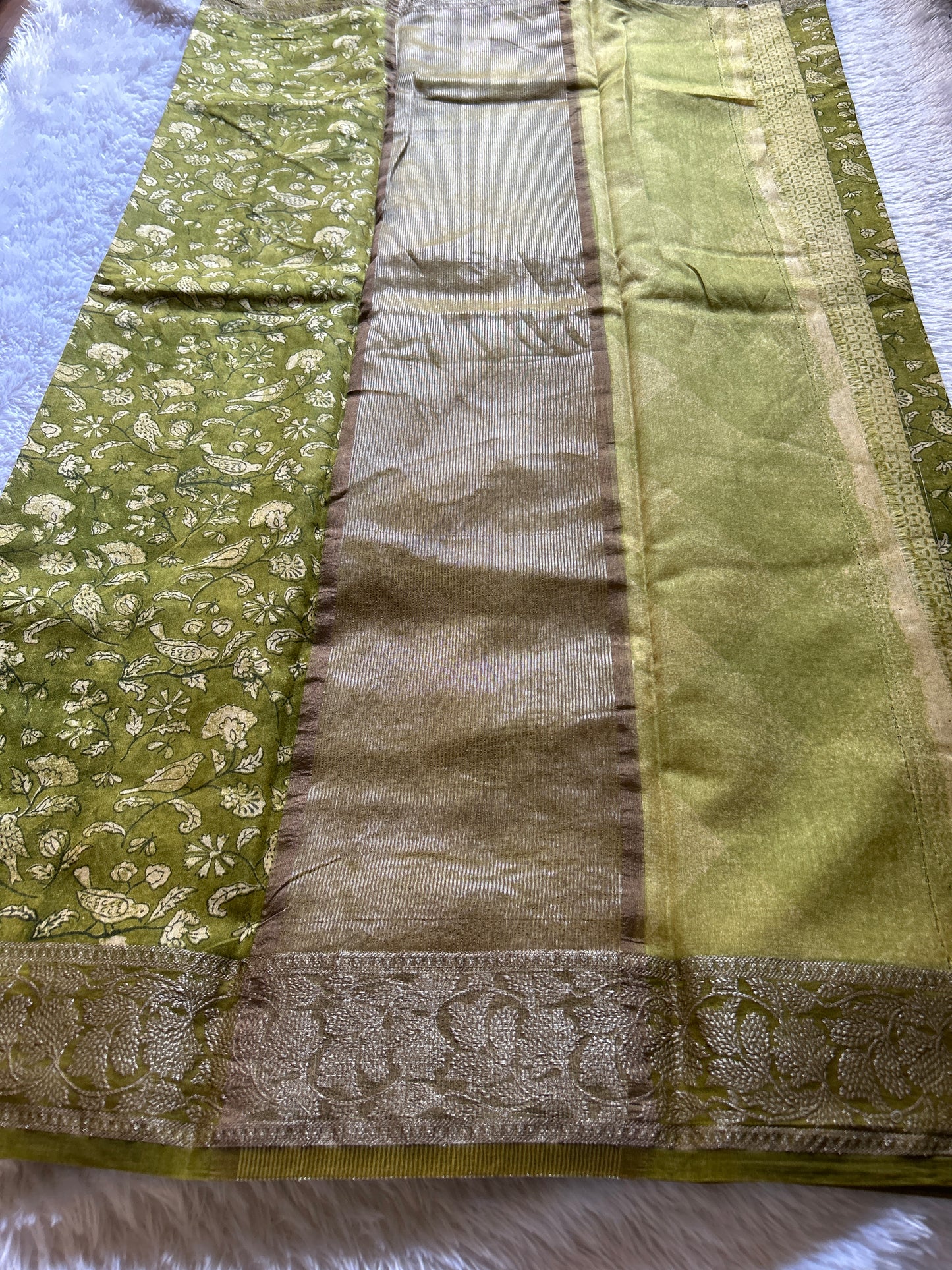 Sarala (2D) : Mehendi green-olive green