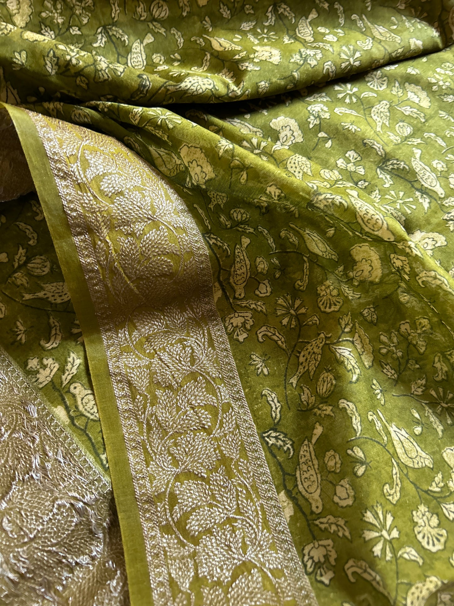 Sarala (2D) : Mehendi green-olive green