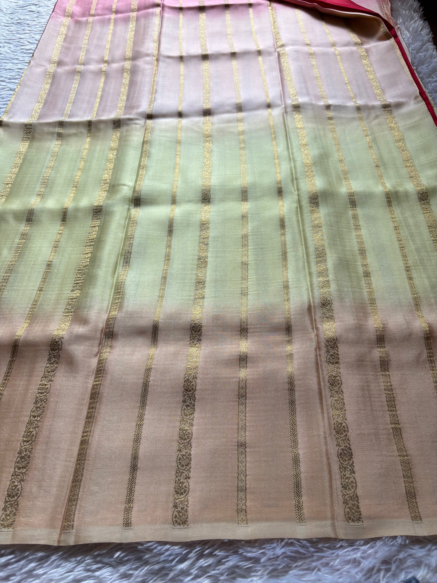 Meragu : Ombré Yellowish cream-red