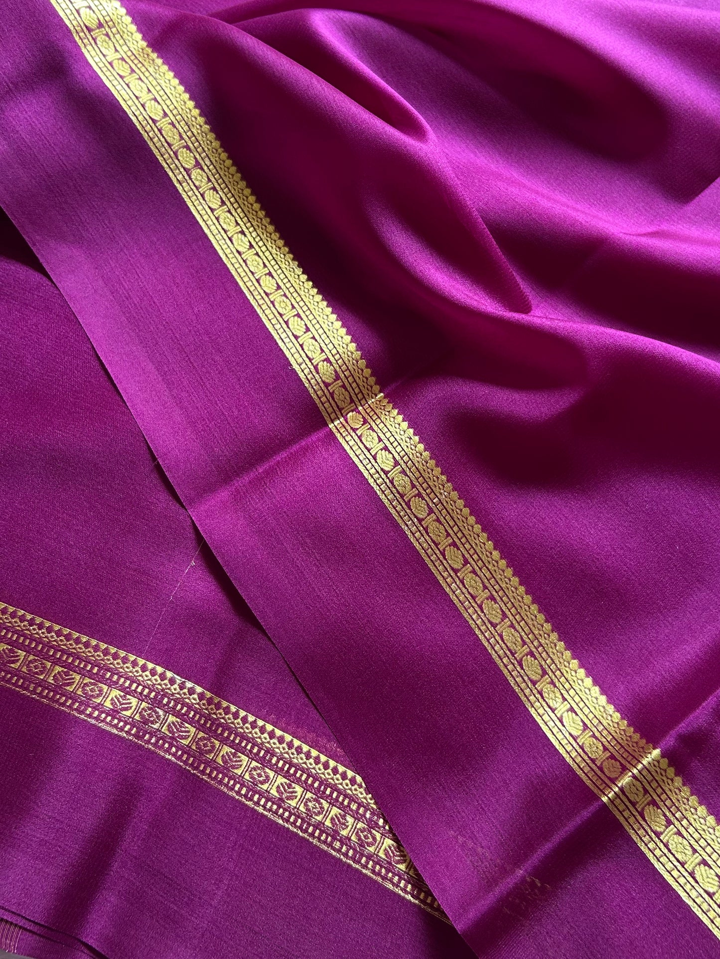 Shambhavi : Solid Magenta
