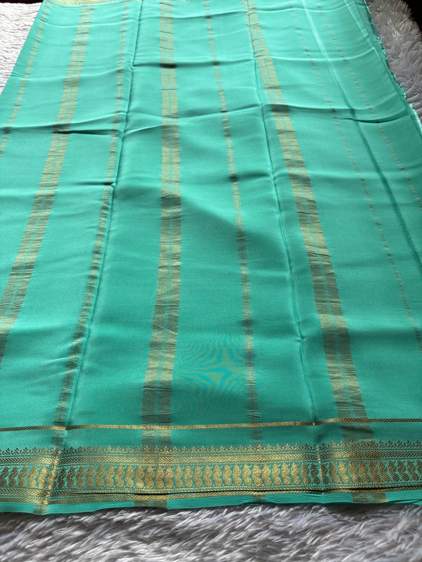 Mayuri : Solid Sea green